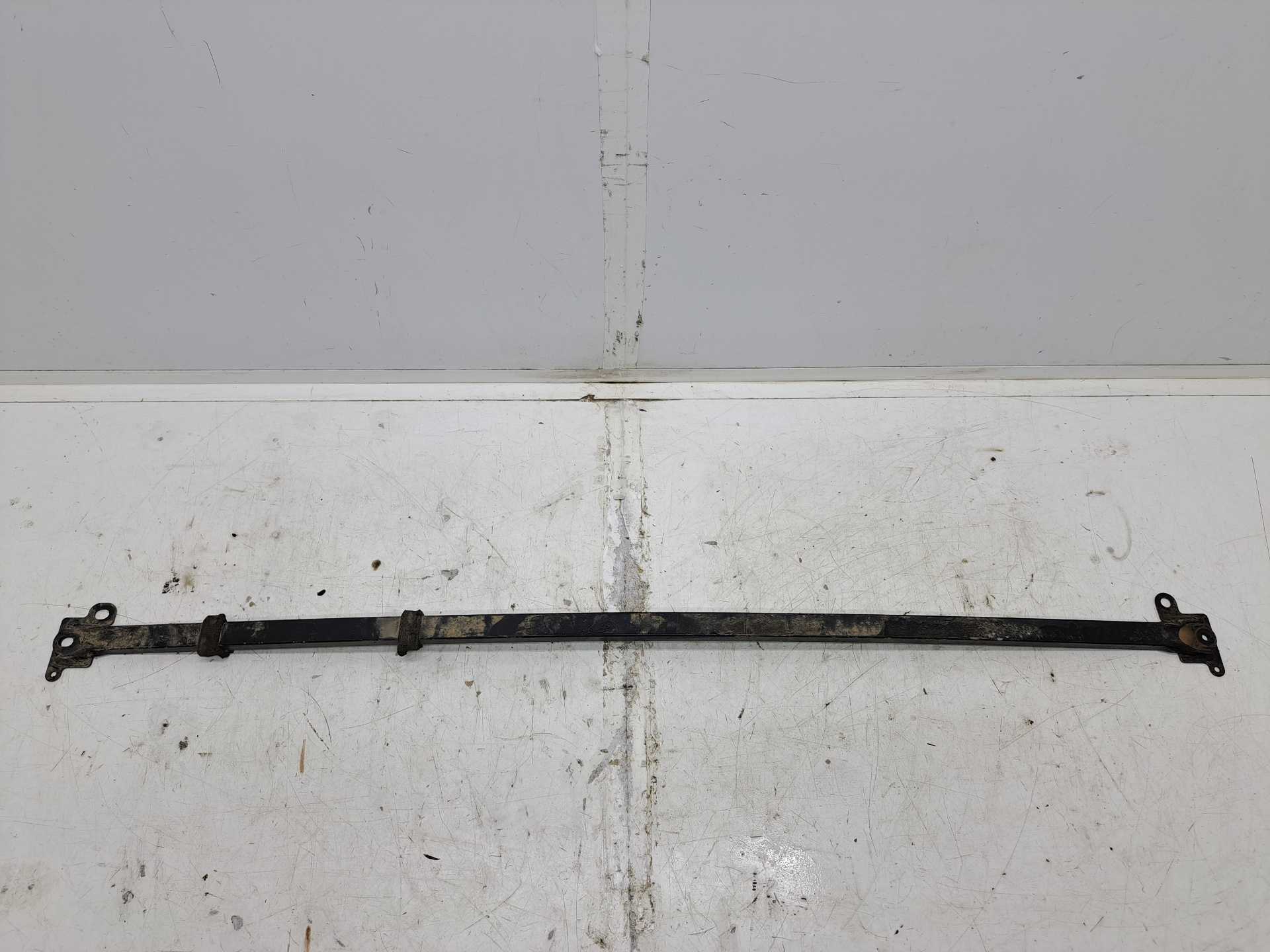 Recambio de travesaño inferior para land rover range rover evoque (l551) 2.0 d150 mhev 4x4 referencia OEM IAM   