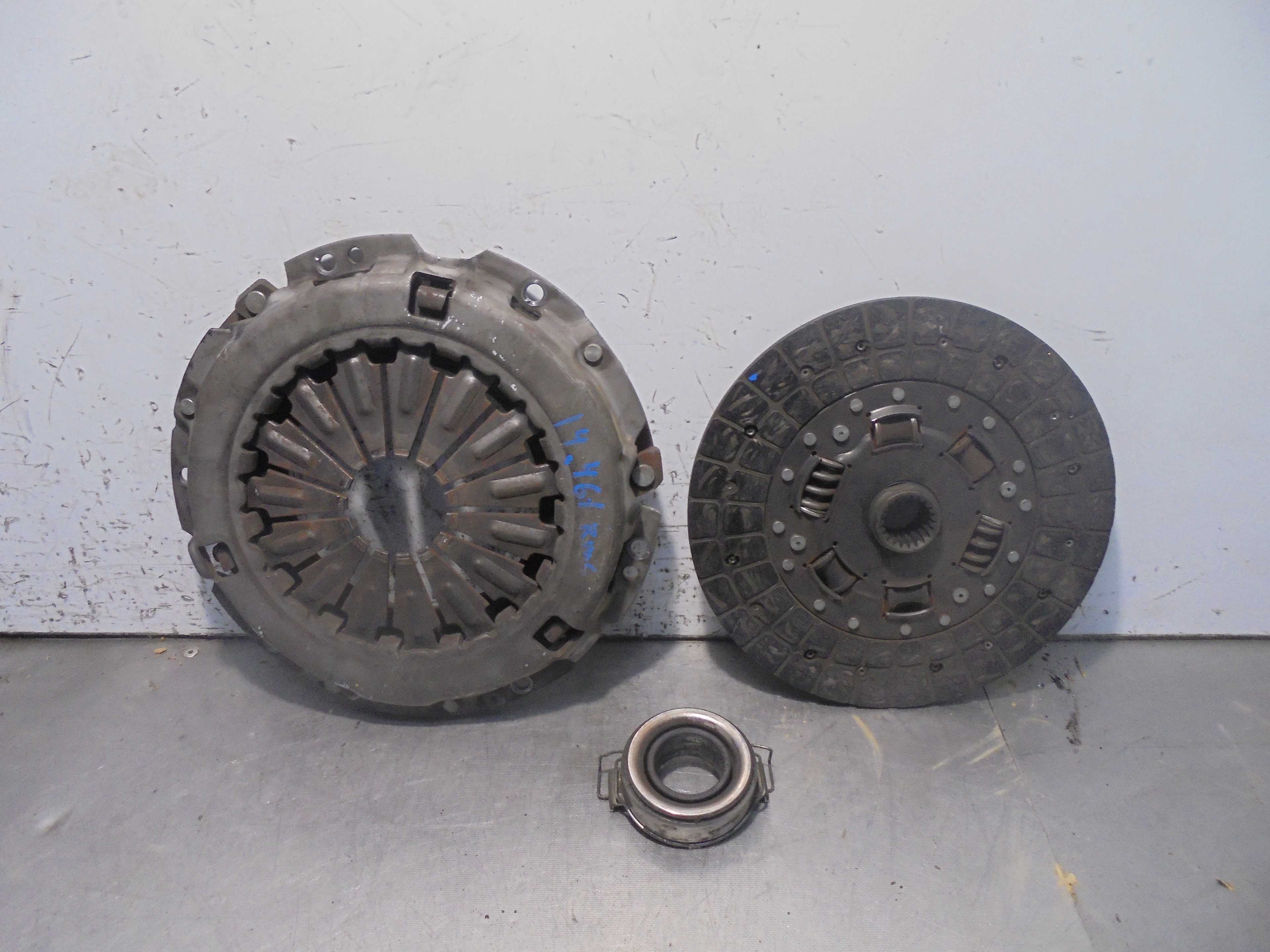 Recambio de kit embrague para toyota corolla verso (r1) 2.0 d-4d luna referencia OEM IAM   