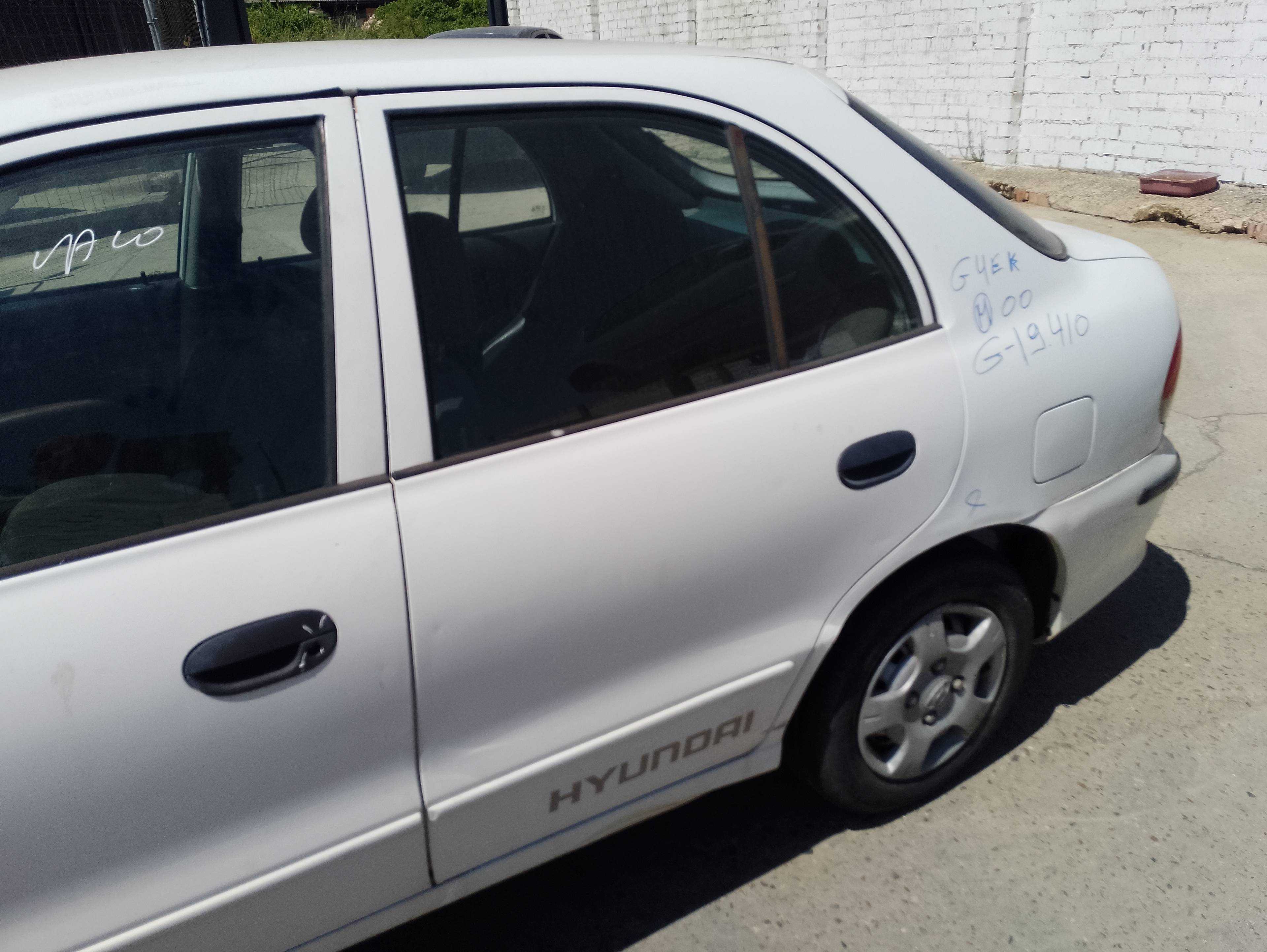 Recambio de puerta trasera izquierda para hyundai accent (x3) 1.5 gs referencia OEM IAM   