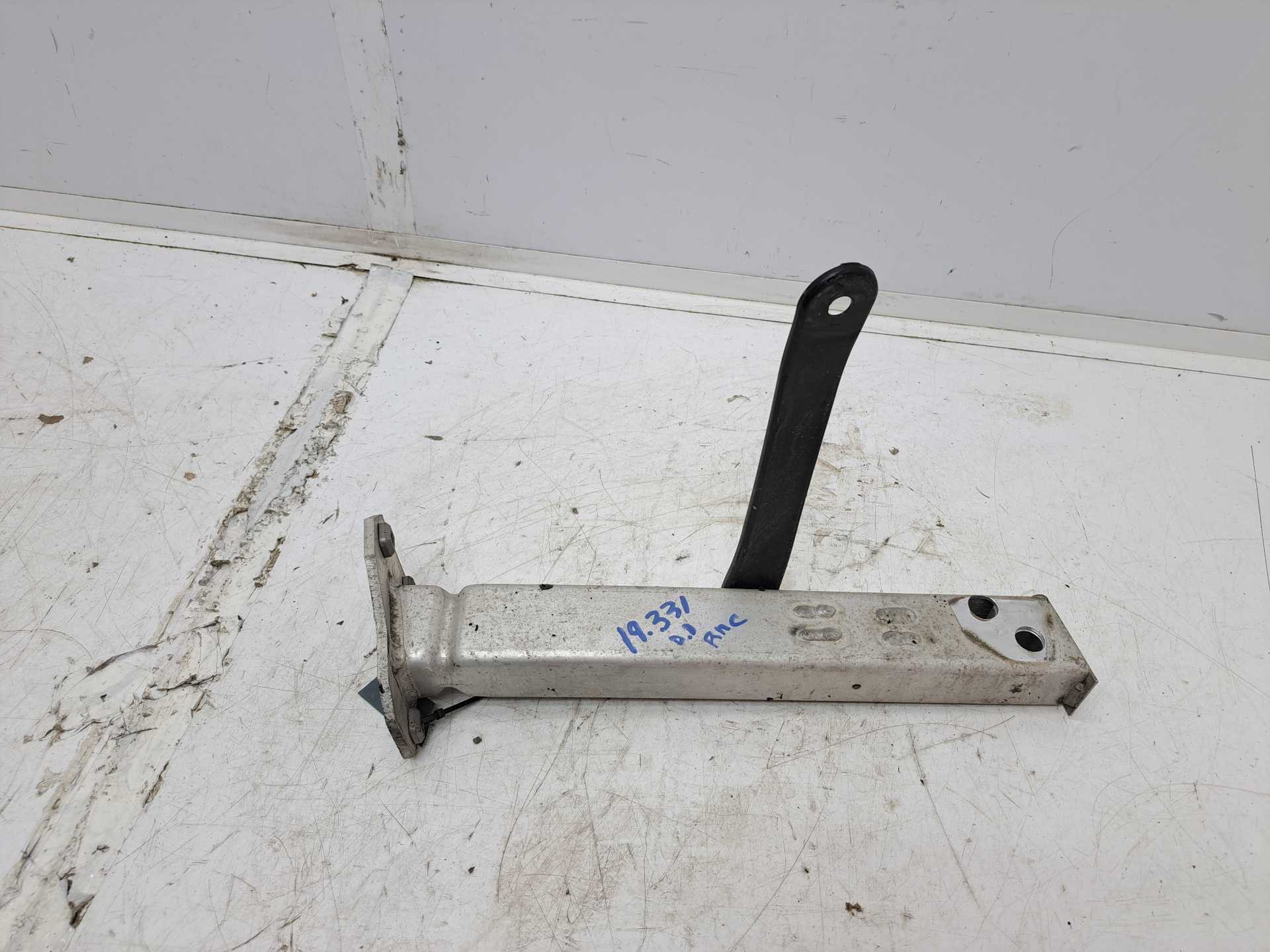 Recambio de punta chasis delantera para fiat 500 l (330) city cross referencia OEM IAM   