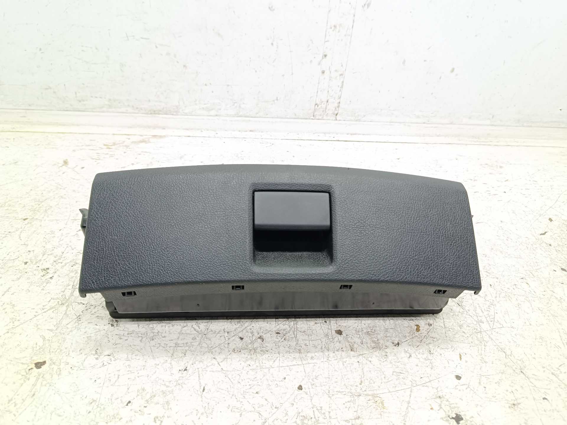 Recambio de guantera para audi a6 allroad quattro (4gj) 3.0 tdi advanced edition referencia OEM IAM 8K0882601C 4G1857104C 