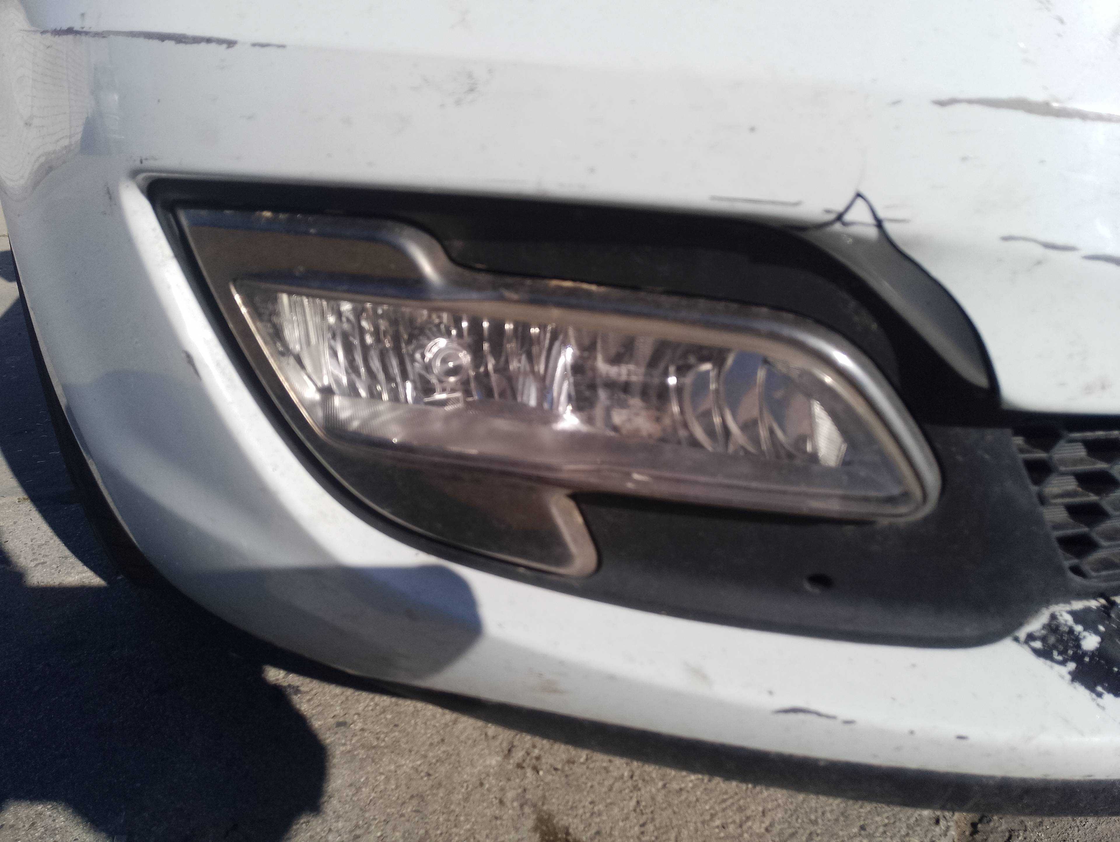 Recambio de faro antiniebla derecho para kia cee´d business referencia OEM IAM   