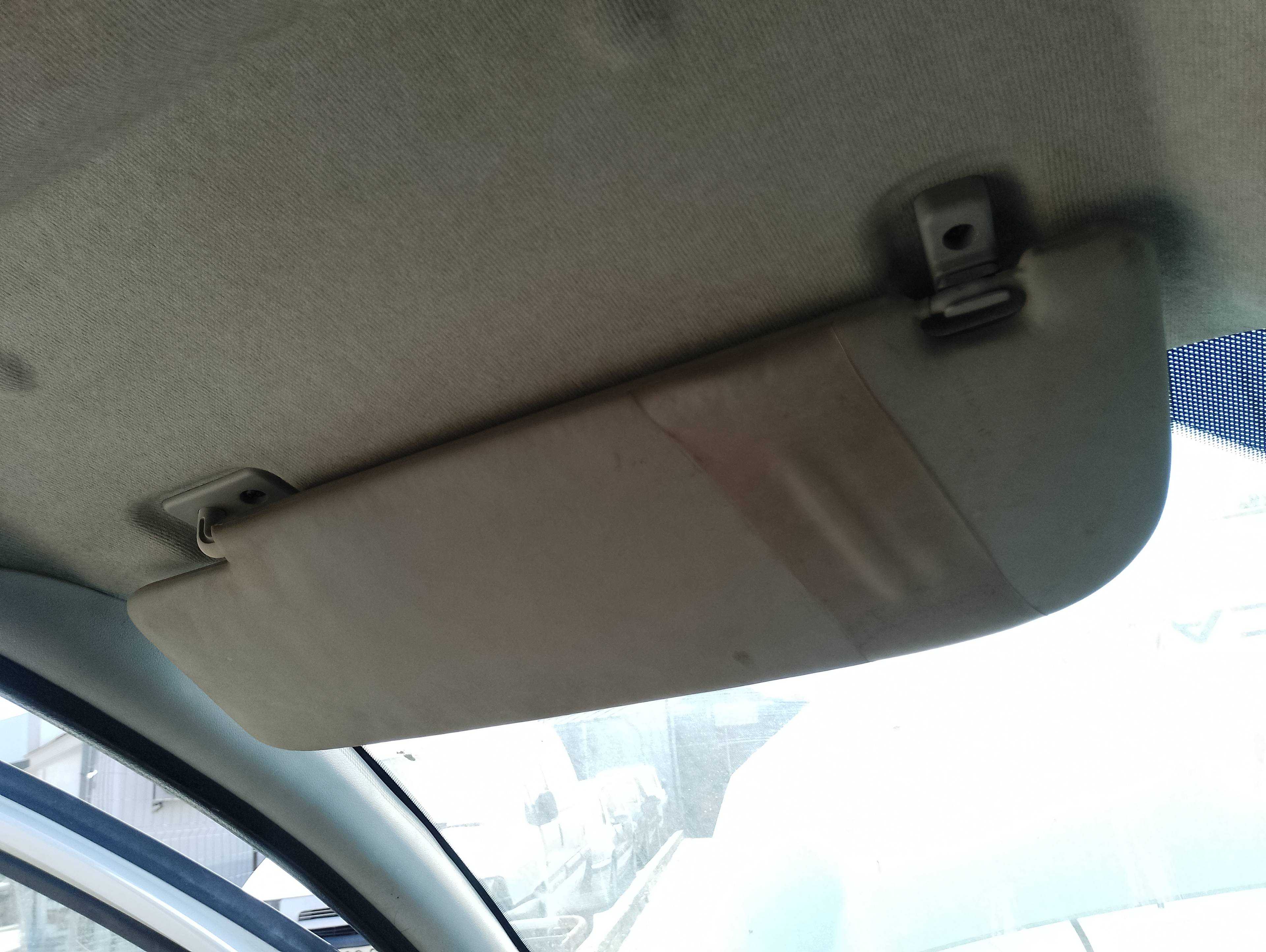 Recambio de parasol izquierdo para fiat fiorino adventure cargo referencia OEM IAM   