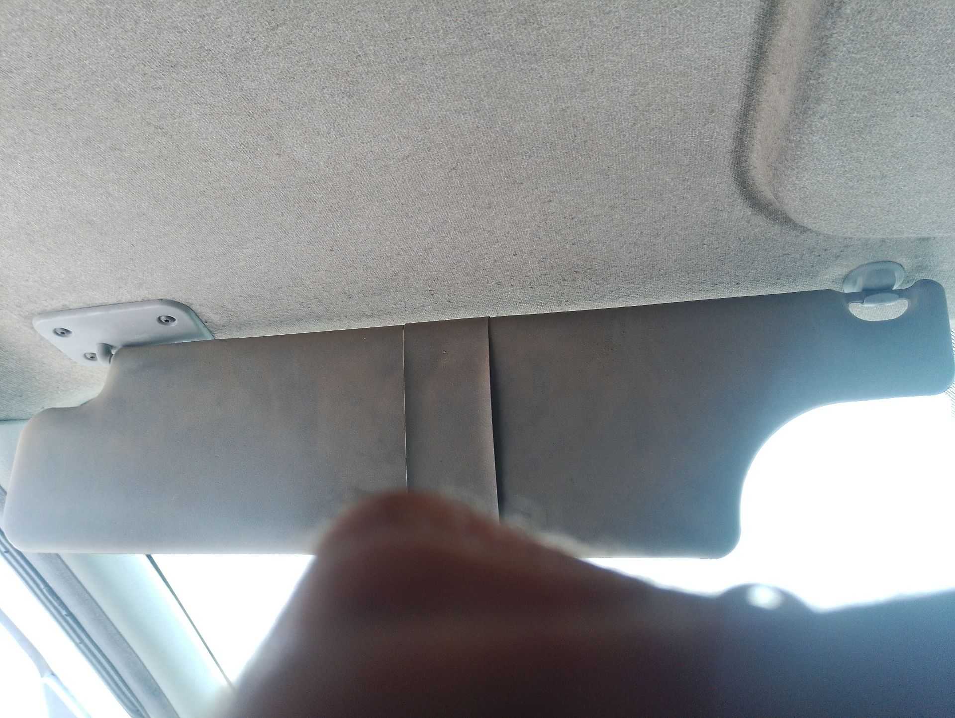 Recambio de parasol izquierdo para renault master ii furgoneta (fd) 2.2 dci 90 referencia OEM IAM 964015742R  