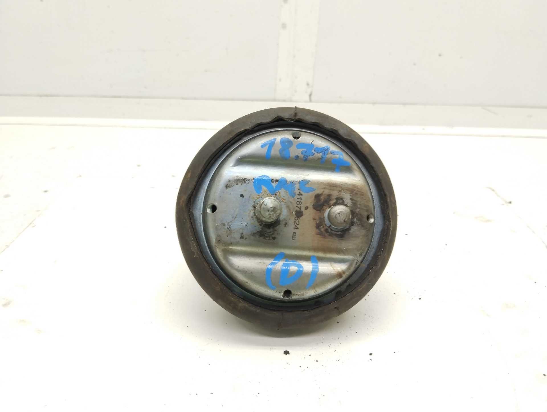 Recambio de soporte motor derecho para bmw serie 3 berlina (e46) 320d referencia OEM IAM 141878624  