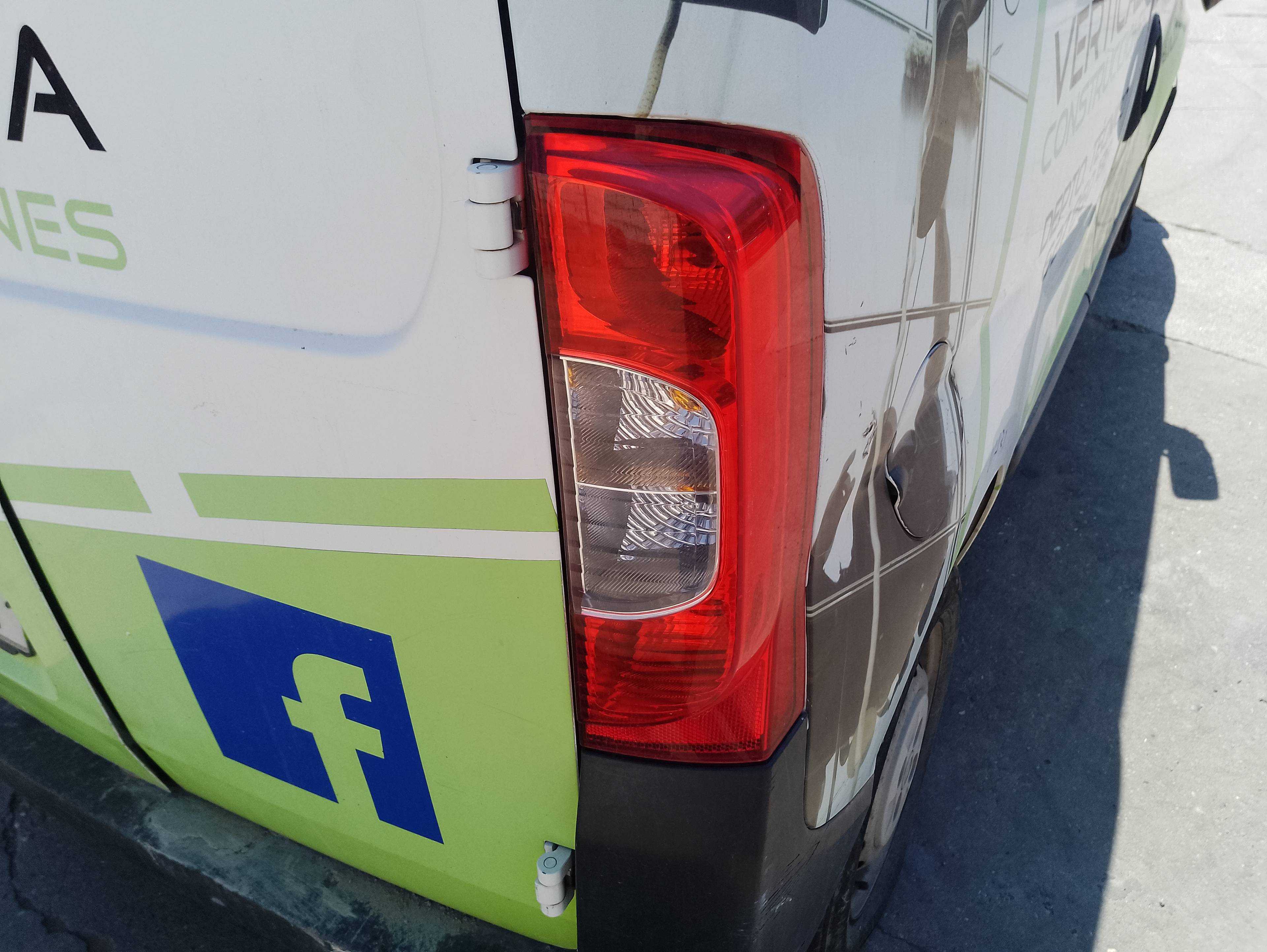 Recambio de piloto trasero derecho para fiat fiorino adventure cargo referencia OEM IAM   