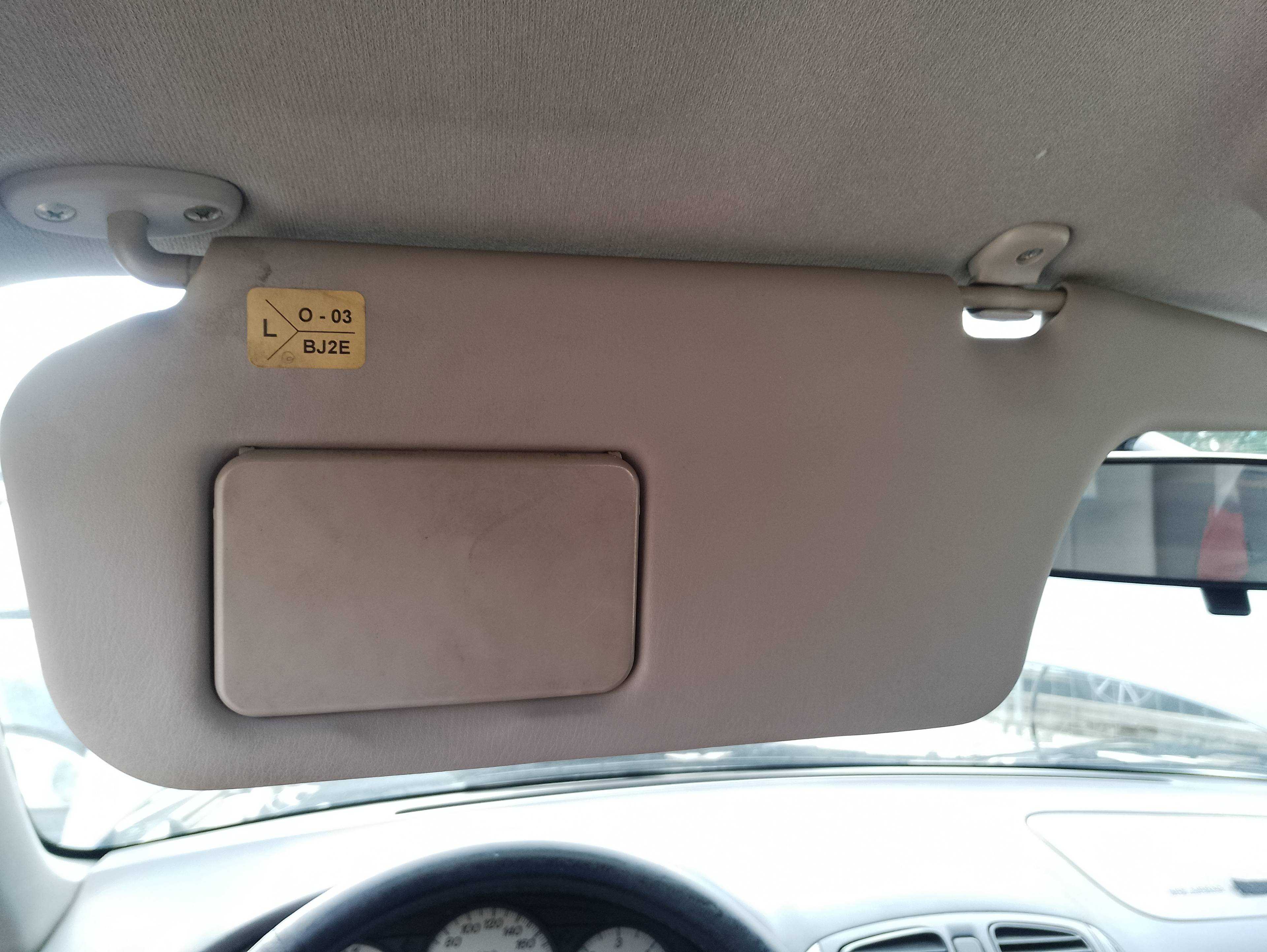 Recambio de parasol izquierdo para mazda 323 berl. f/s (bj) 2.0 d s exclusive referencia OEM IAM   