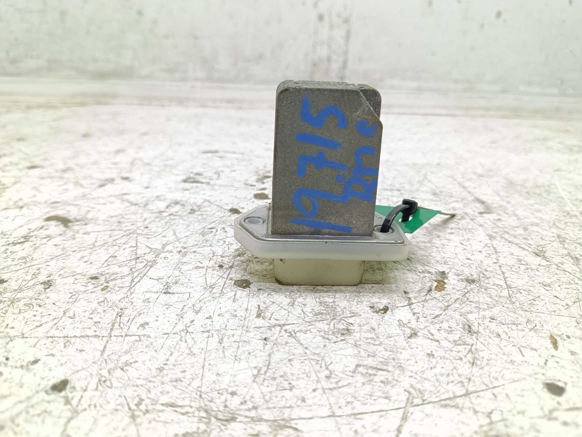 Recambio de resistencia calefaccion para nissan qashqai (j10) acenta referencia OEM IAM 70T031C07  