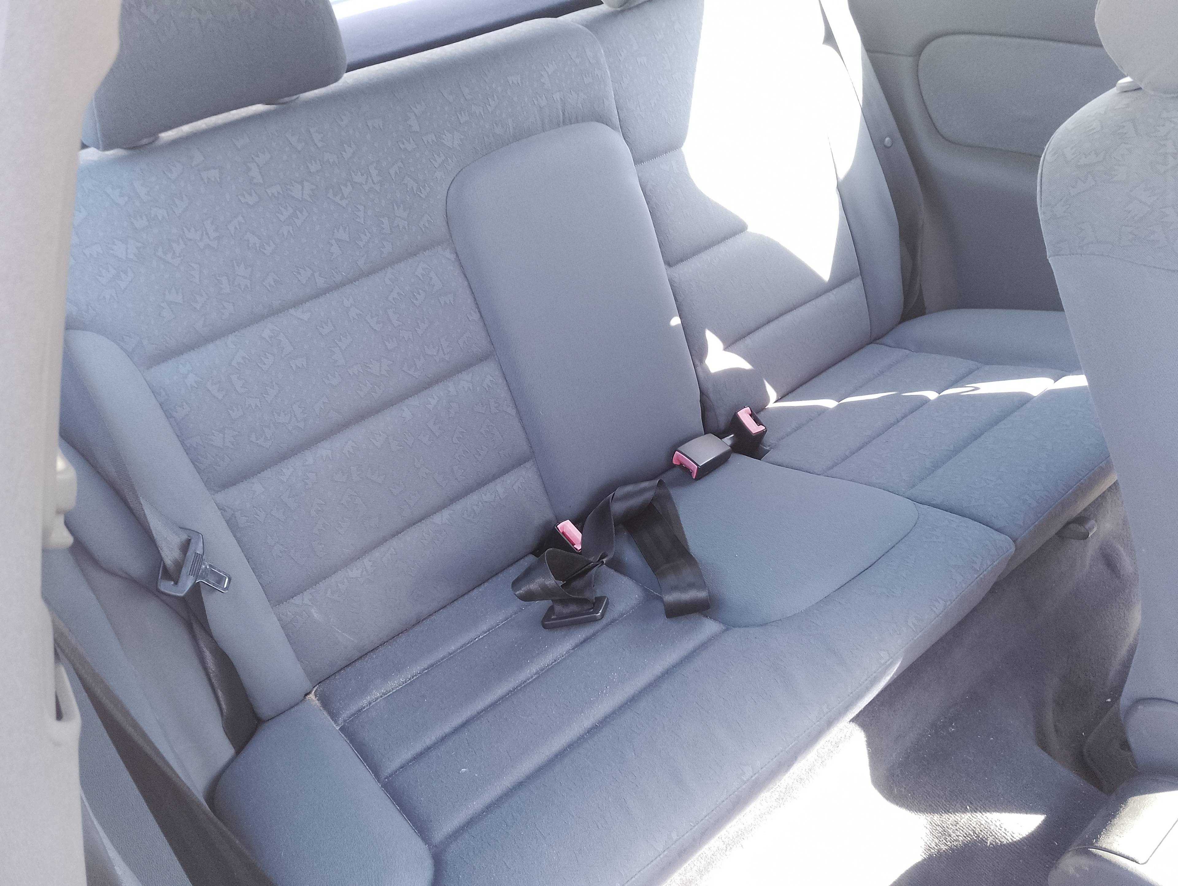 Recambio de asientos traseros para audi a3 (8l) 1.8 ambiente referencia OEM IAM   