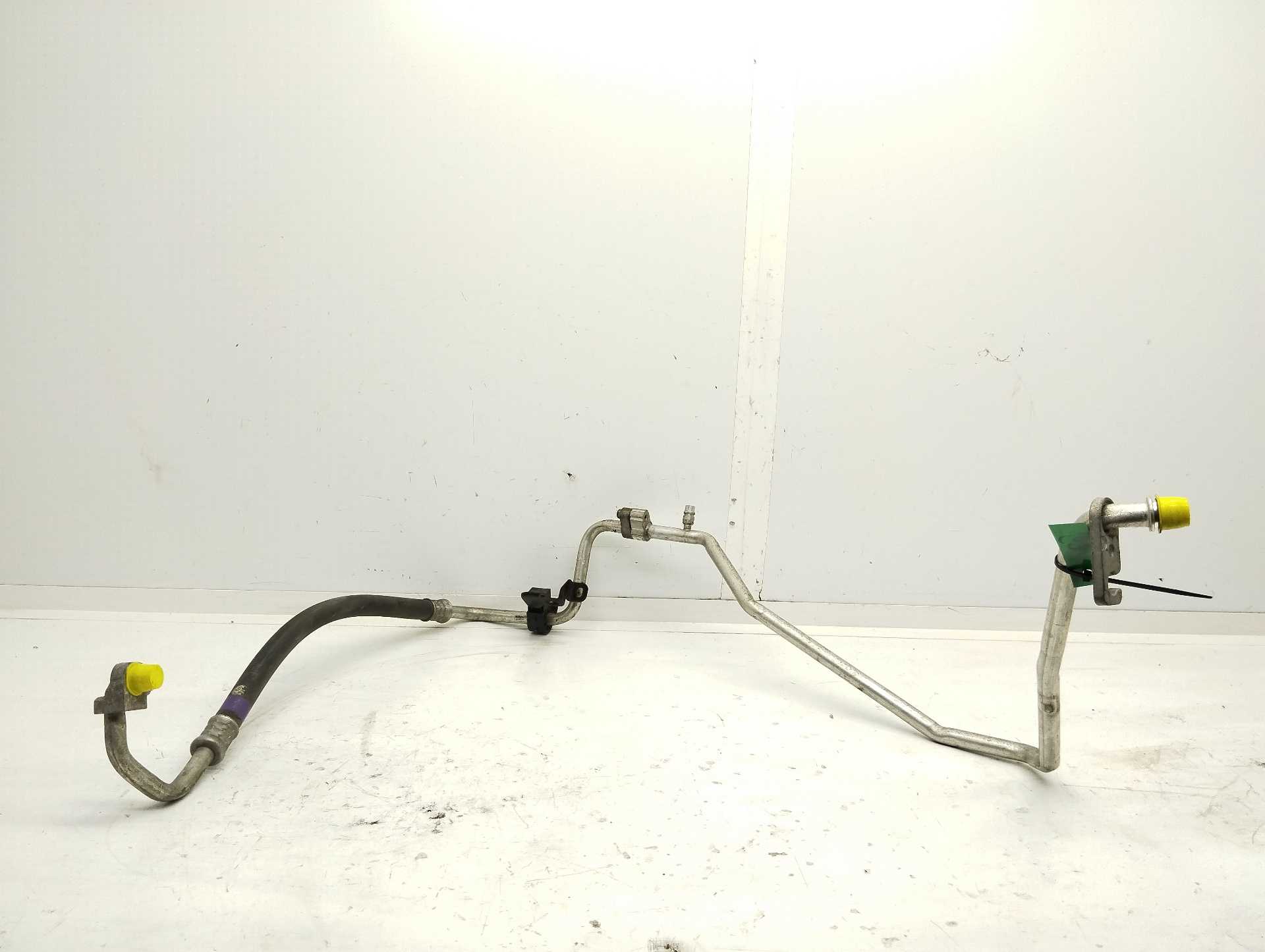 Recambio de tubos aire acondicionado para toyota auris luna+ referencia OEM IAM MF4462501732 8870702030 