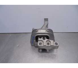 SOPORTE MOTOR DERECHO 5Q0199262BD 