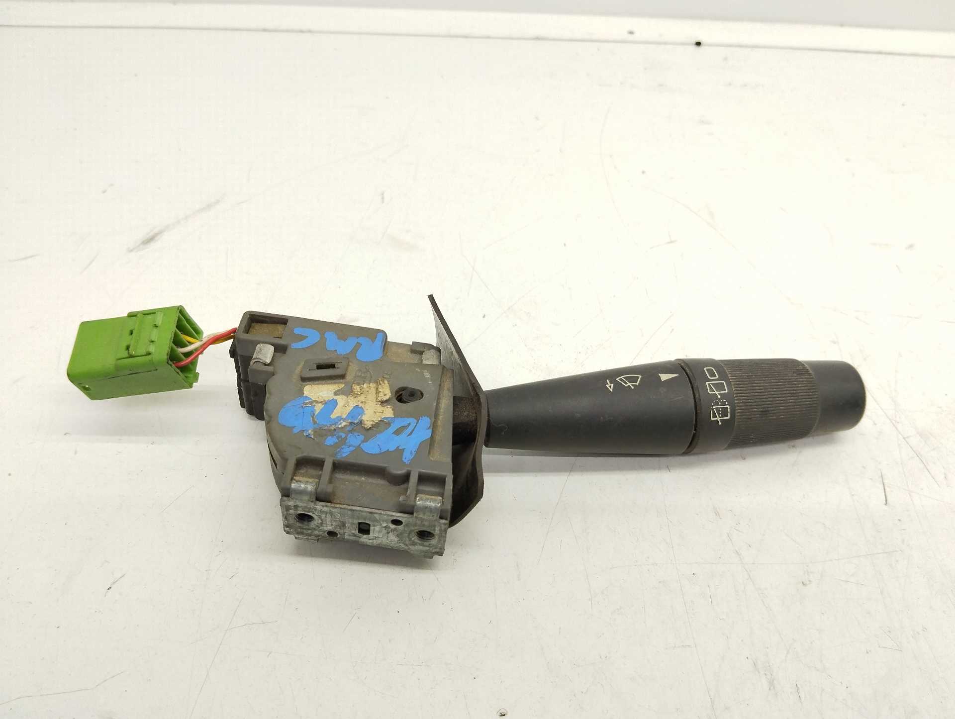 Recambio de mando limpia para peugeot 205 berlina 1.8 d mito referencia OEM IAM   