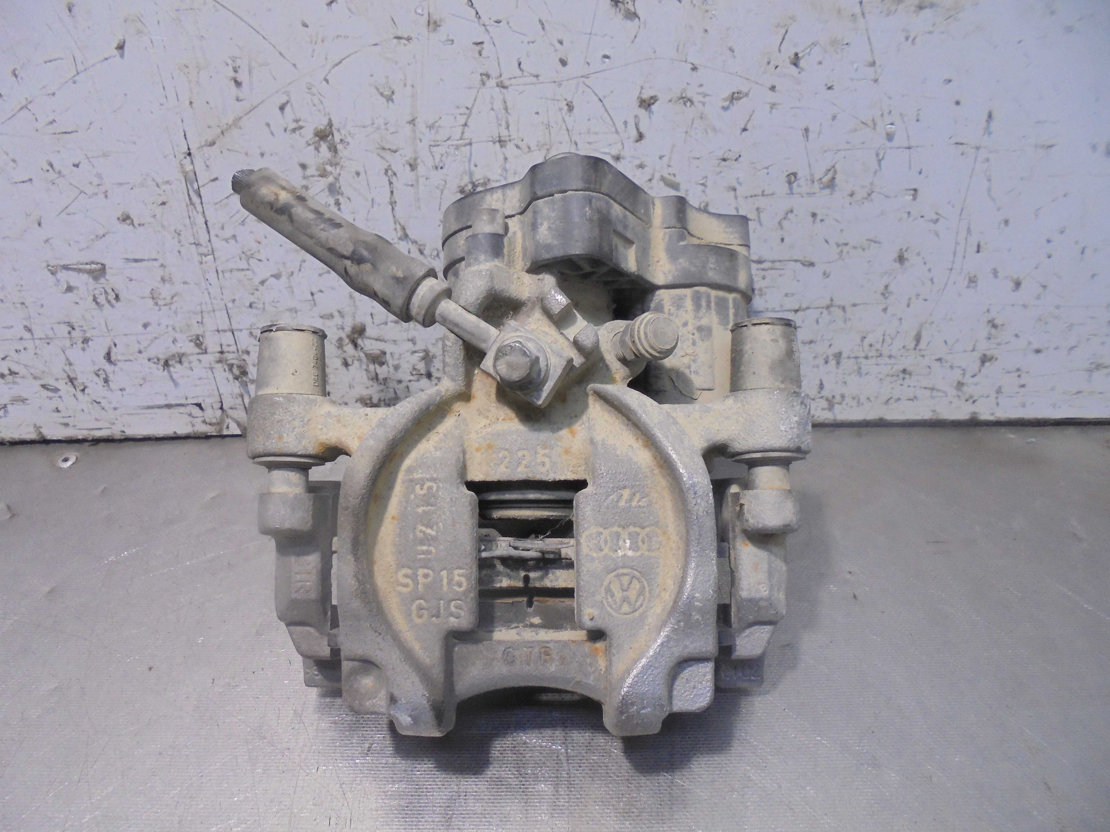 Recambio de pinza de freno trasera izquierda para volkswagen golf vii lim. (5g1) advance bluemotion referencia OEM IAM 5Q0615405
