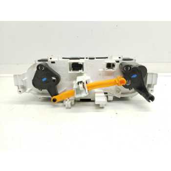 Recambio de mando calefaccion / aire acondicionado para peugeot 208 1.2 12v e-vti referencia OEM IAM E1063071 VALEO 