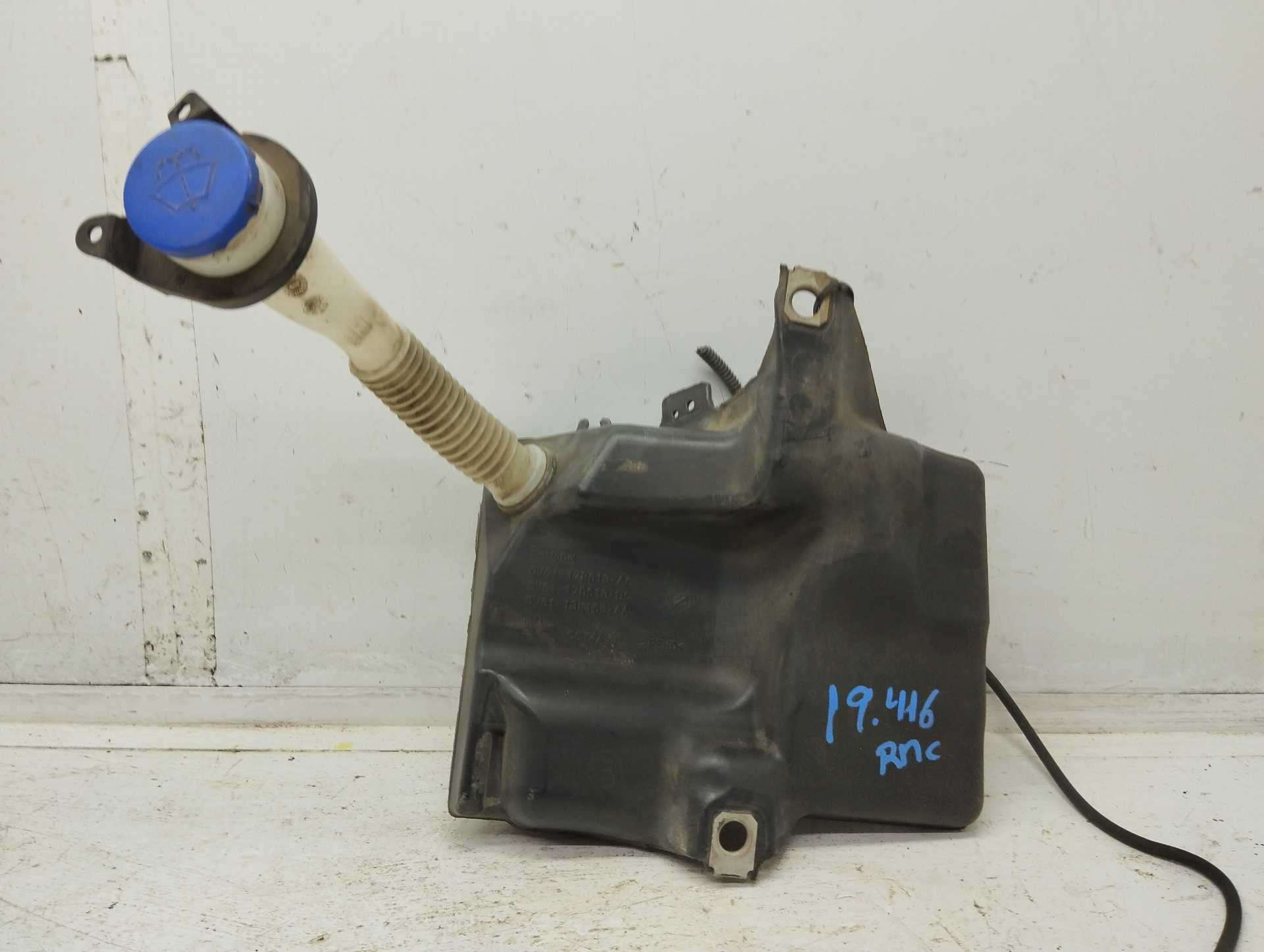 Recambio de deposito limpia para ford transit connect furgon 200 l1 ambiente referencia OEM IAM DV6117B613AC  