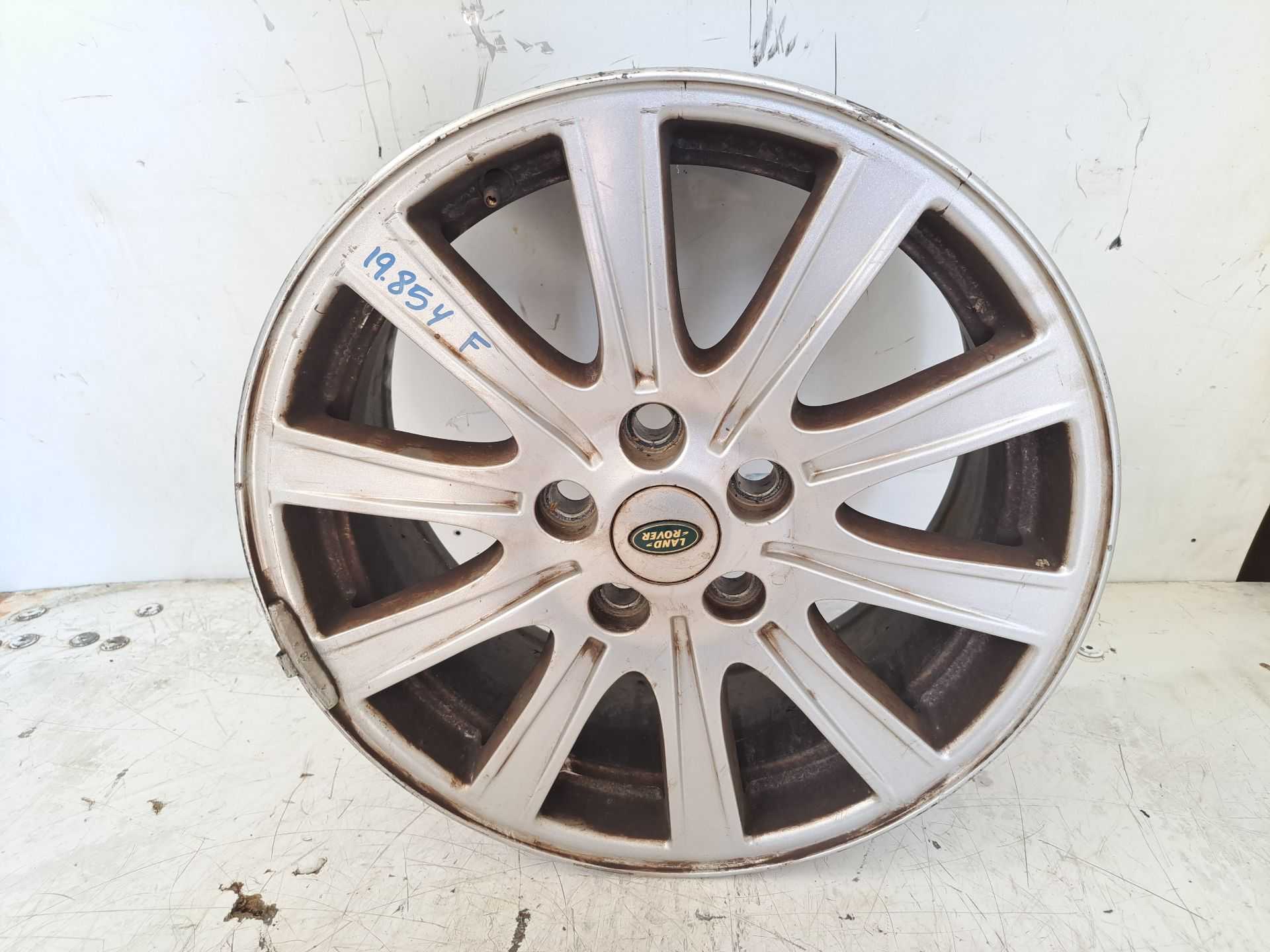 Recambio de llanta para land rover discovery v6 td edition 60 yrs referencia OEM IAM r18 7h221007ba 