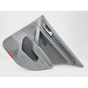 GUARNECIDO PUERTA TRASERA DERECHA 5G6867212GB 5G4868074C 