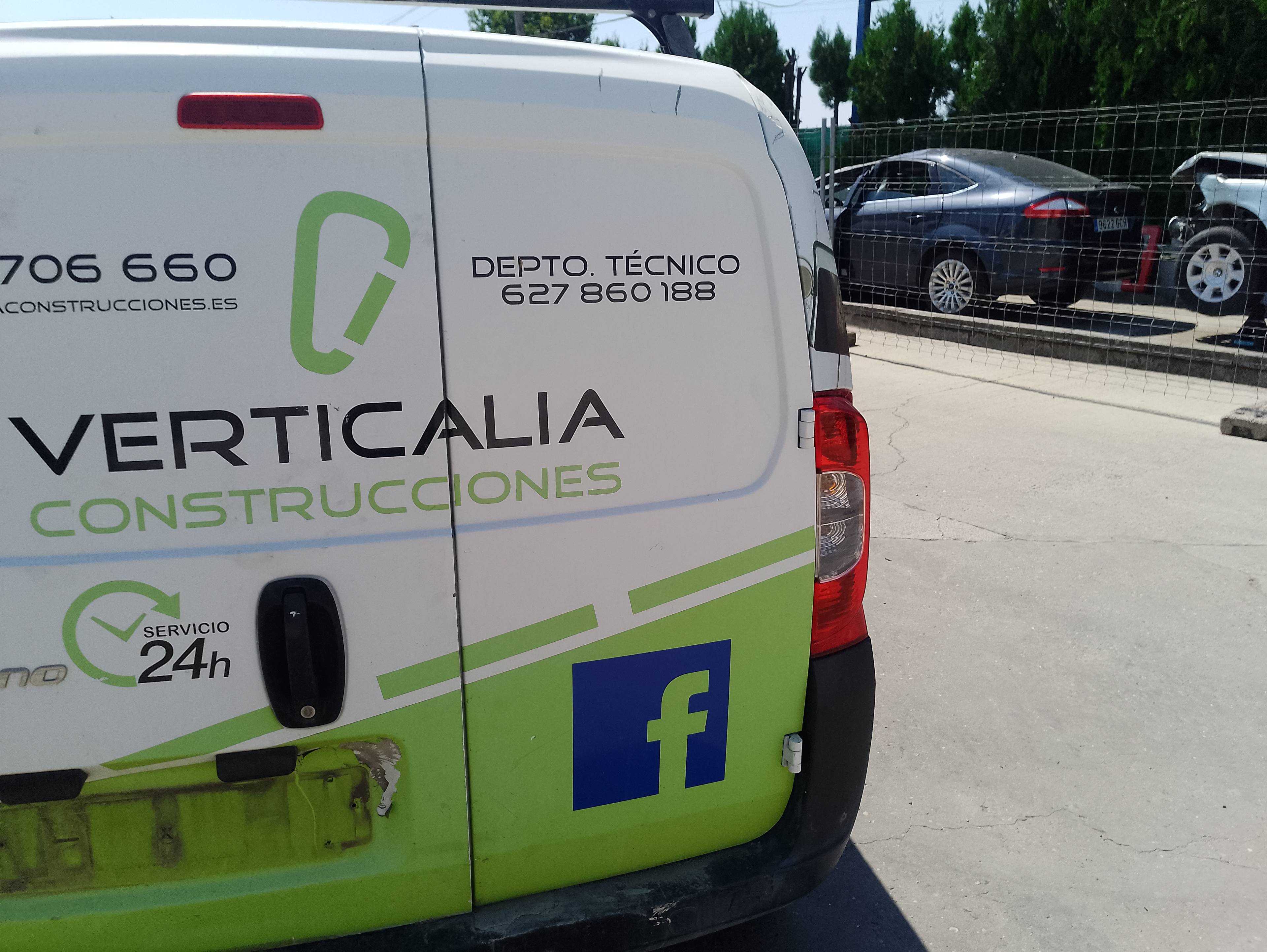 Recambio de porton trasero derecho para fiat fiorino adventure cargo referencia OEM IAM   