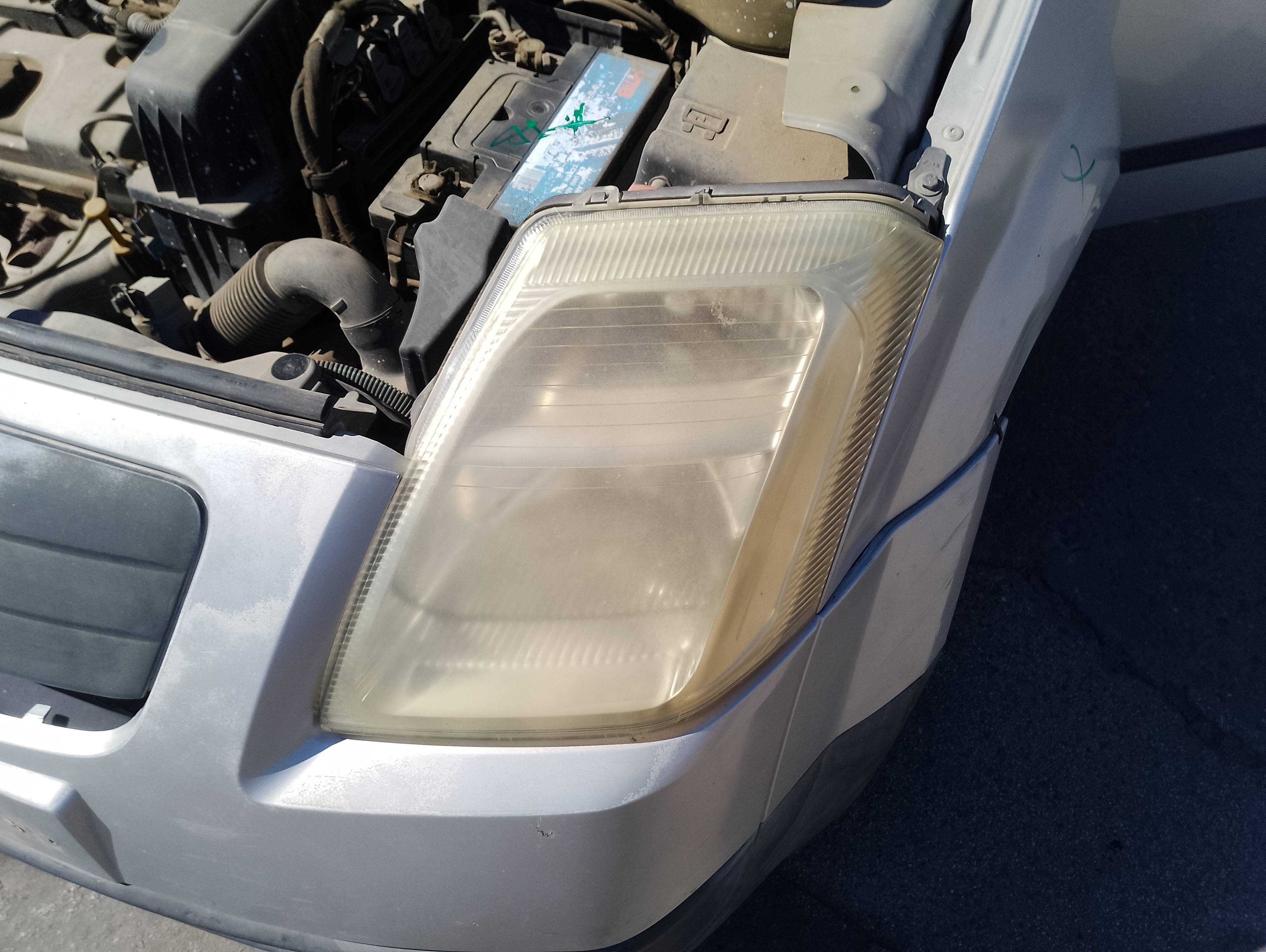 Recambio de faro izquierdo para citroën c2 audace referencia OEM IAM   