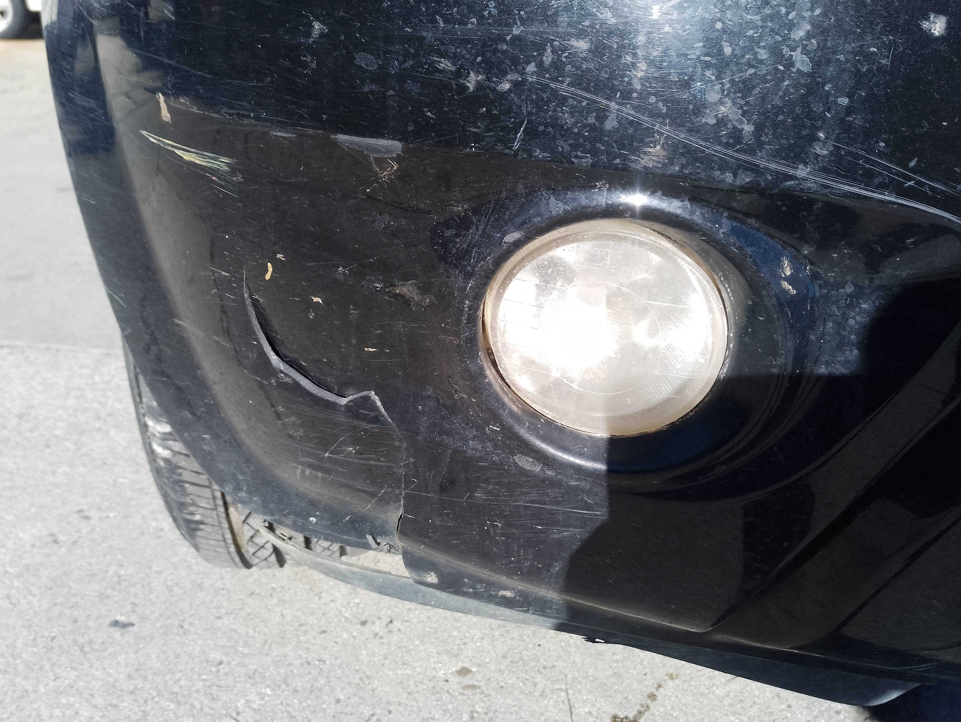 Recambio de faro antiniebla derecho para kia sorento 2.5 crdi active referencia OEM IAM   