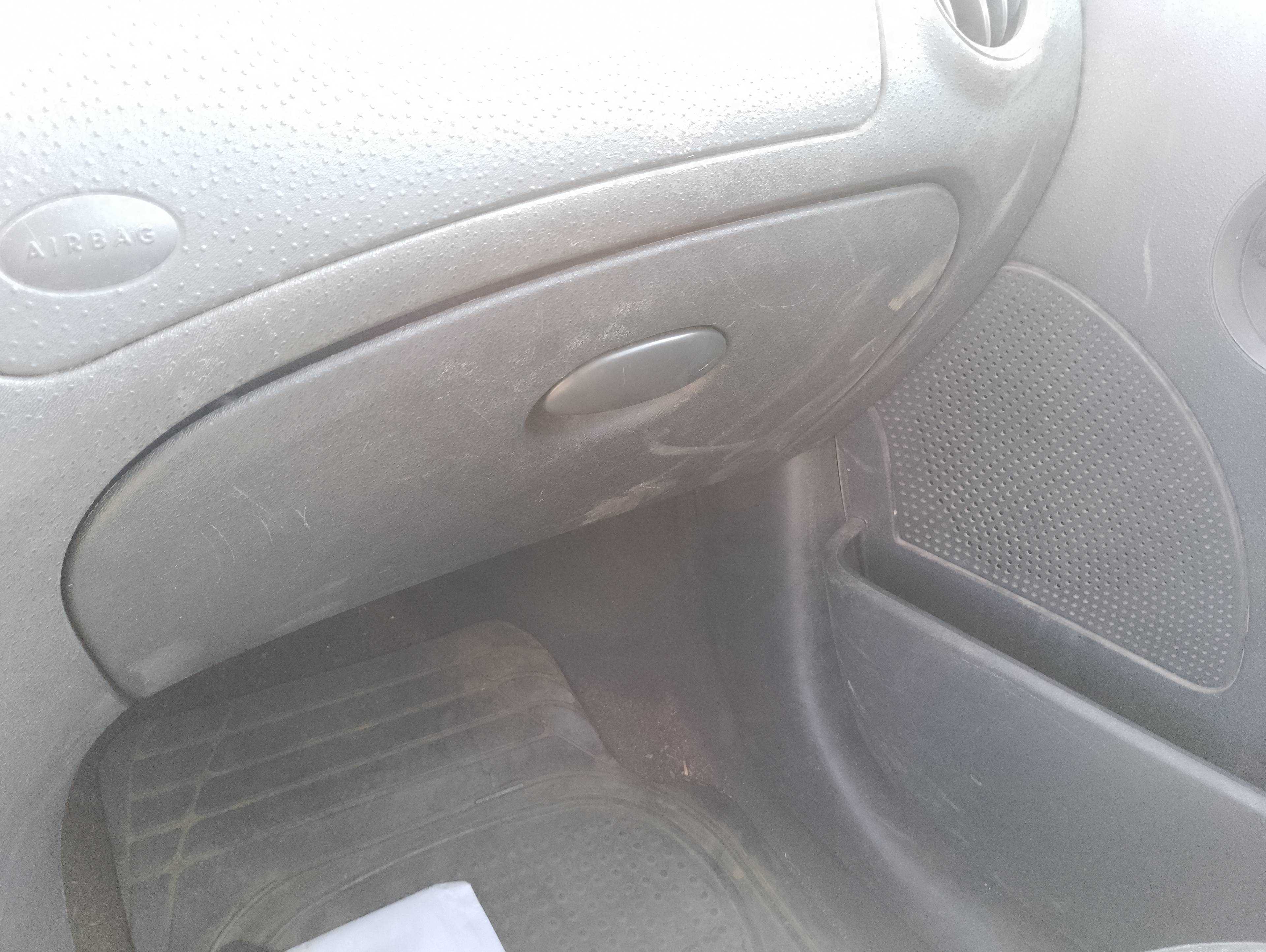 Recambio de guantera para citroën c2 audace referencia OEM IAM   