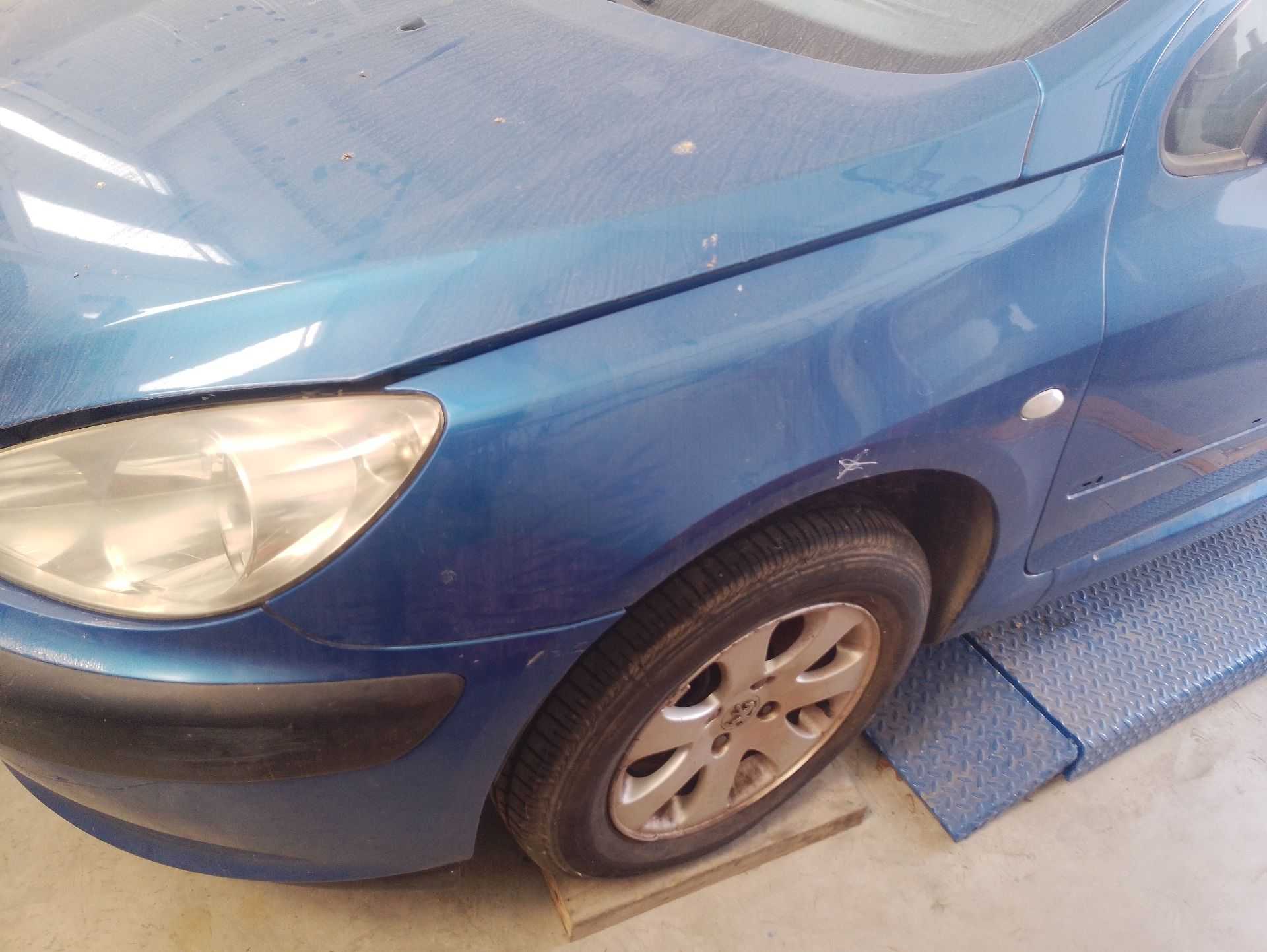 Recambio de aleta delantera izquierda para peugeot 307 (3a/c) 1.6 16v referencia OEM IAM 7840K8  