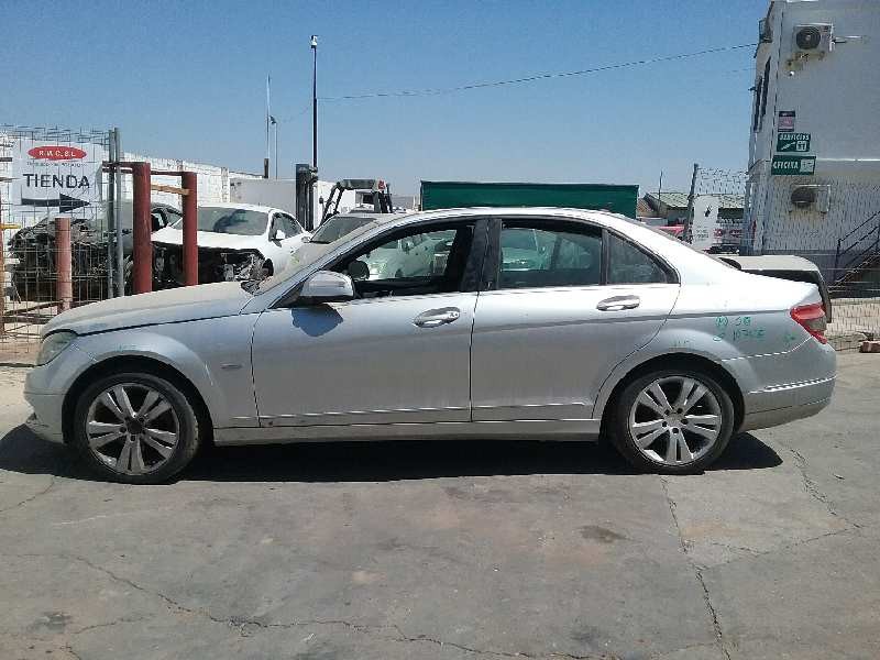 mercedes-benz clase c (w204) berlina del año 2008