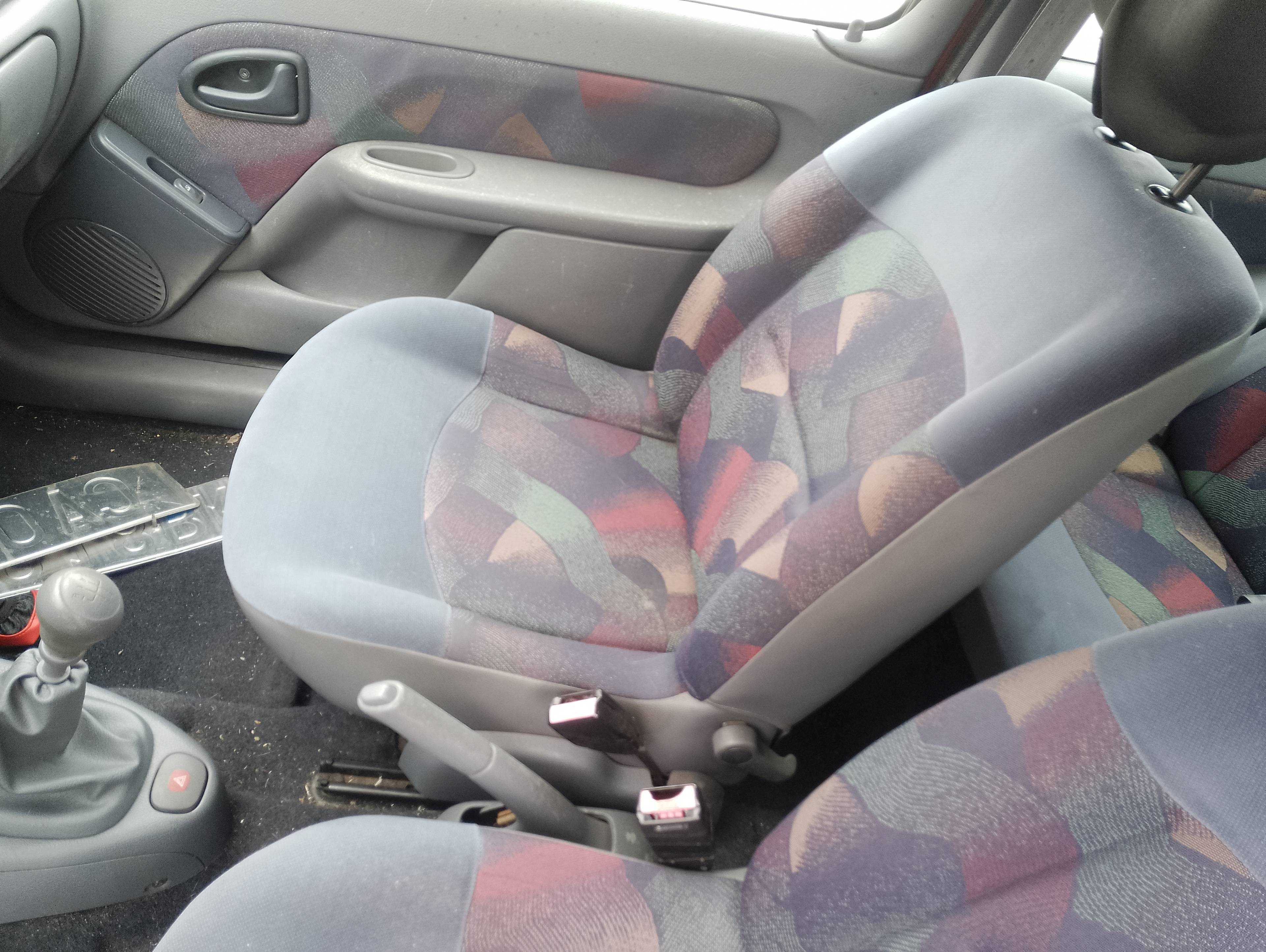 Recambio de asiento delantero derecho para renault clio ii fase i (b/cbo) referencia OEM IAM   