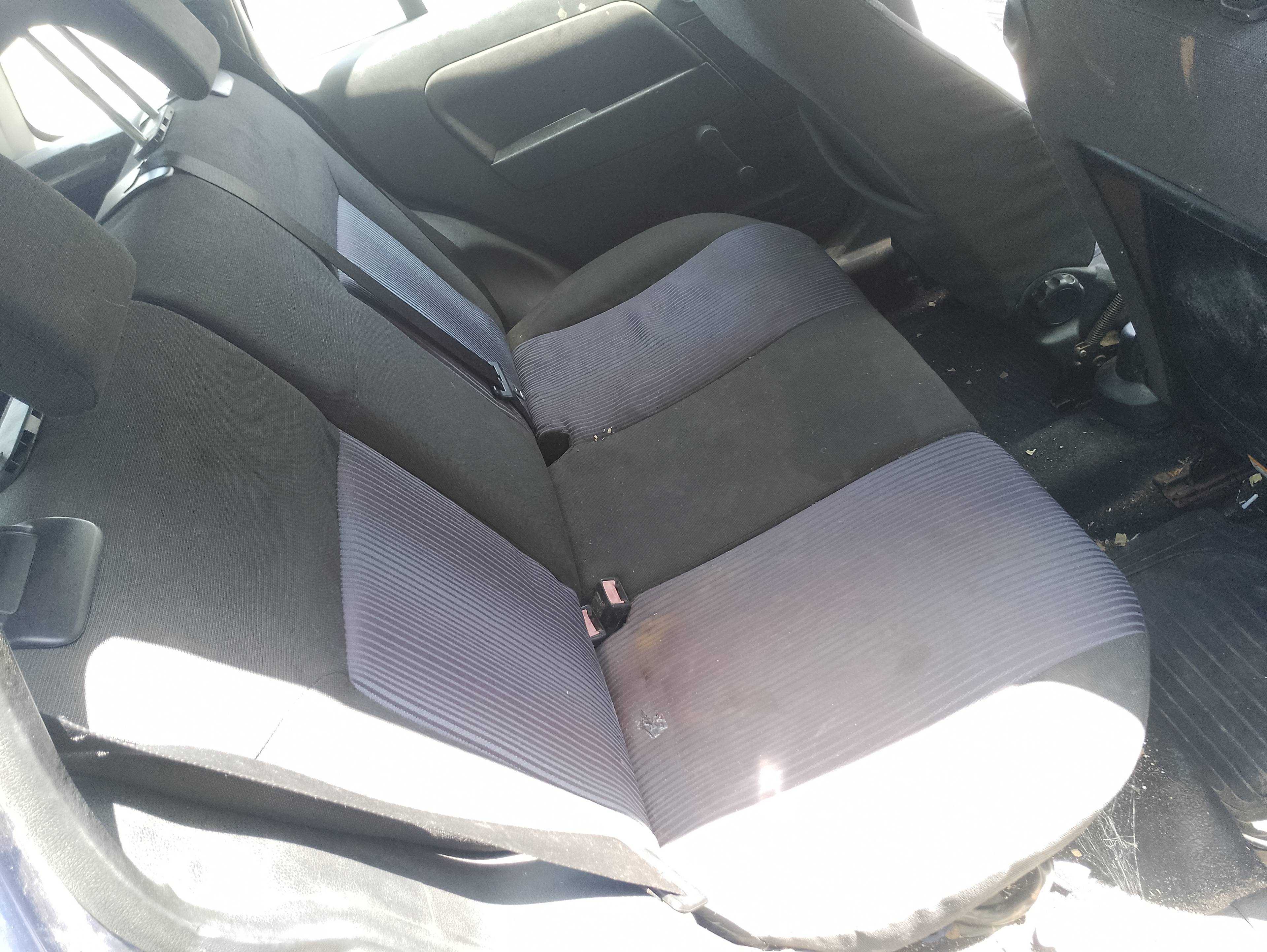 Recambio de asientos traseros para ford fusion (cbk) ambiente referencia OEM IAM   