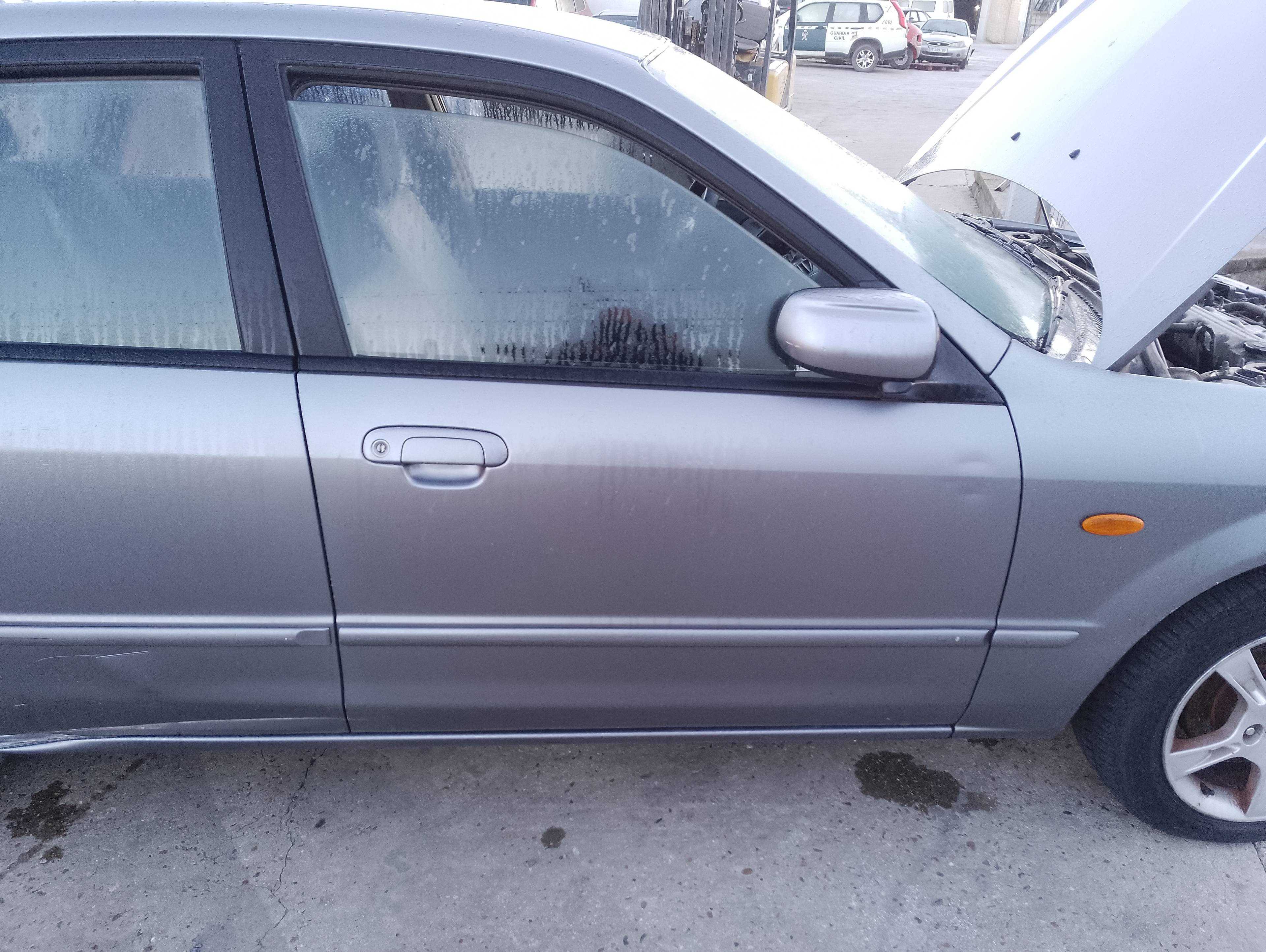 Recambio de puerta delantera derecha para mazda 323 berl. f/s (bj) 2.0 d s exclusive referencia OEM IAM   