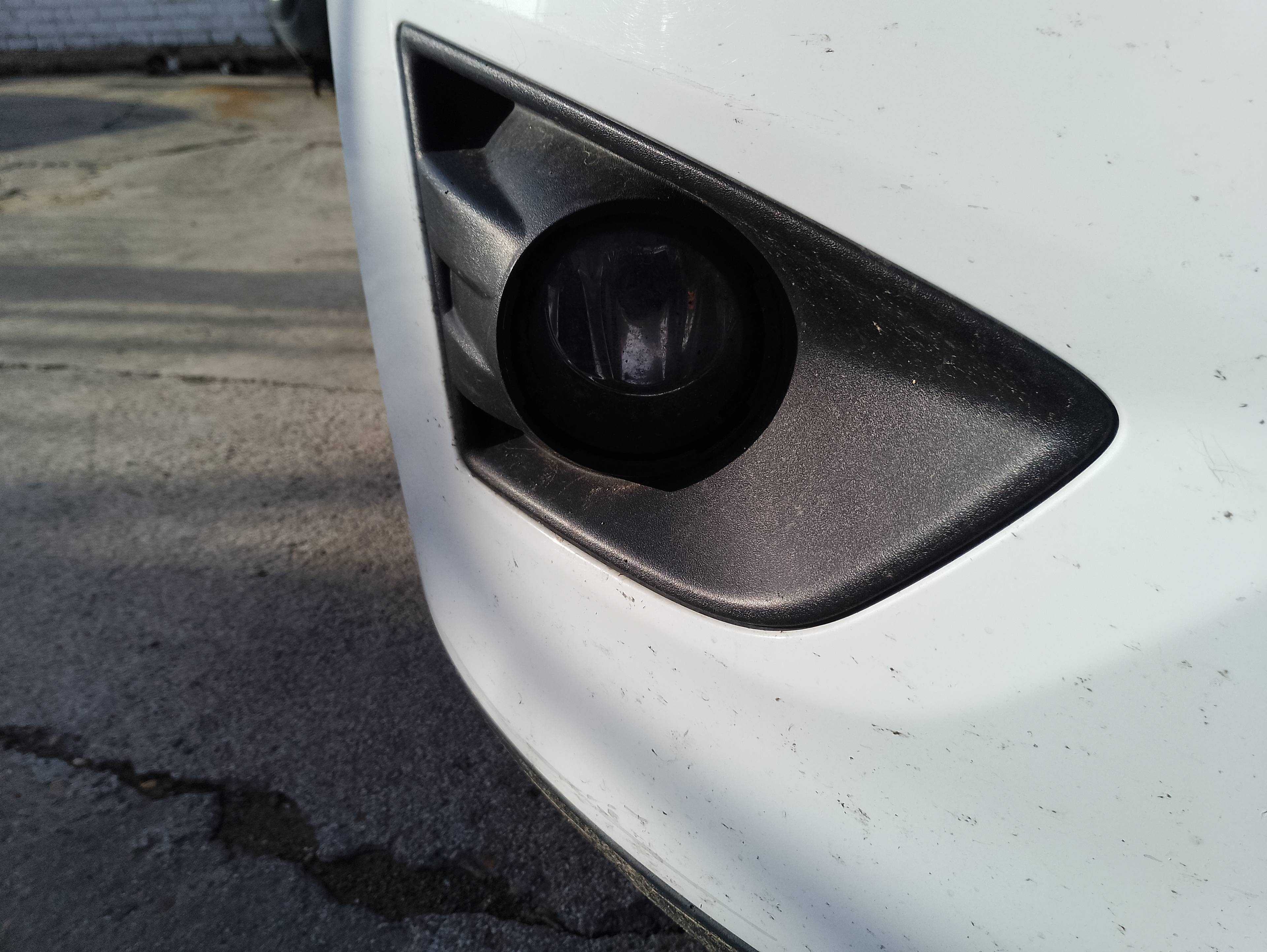 Recambio de faro antiniebla derecho para ford c-max titanium referencia OEM IAM   