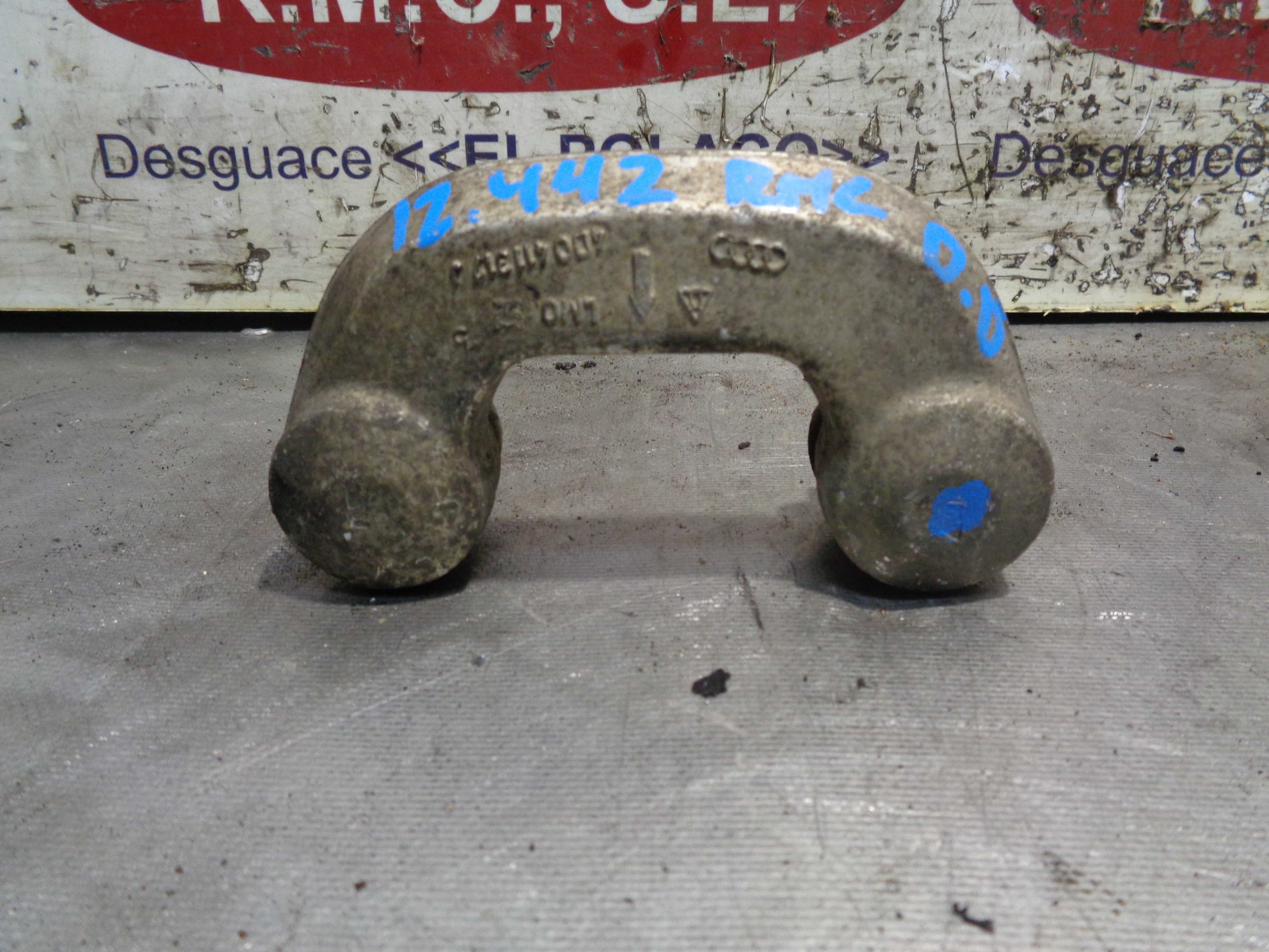 Recambio de bieleta estabilizadora delantera derecha para volkswagen passat berlina (3b2) básico referencia OEM IAM 4D0411317  