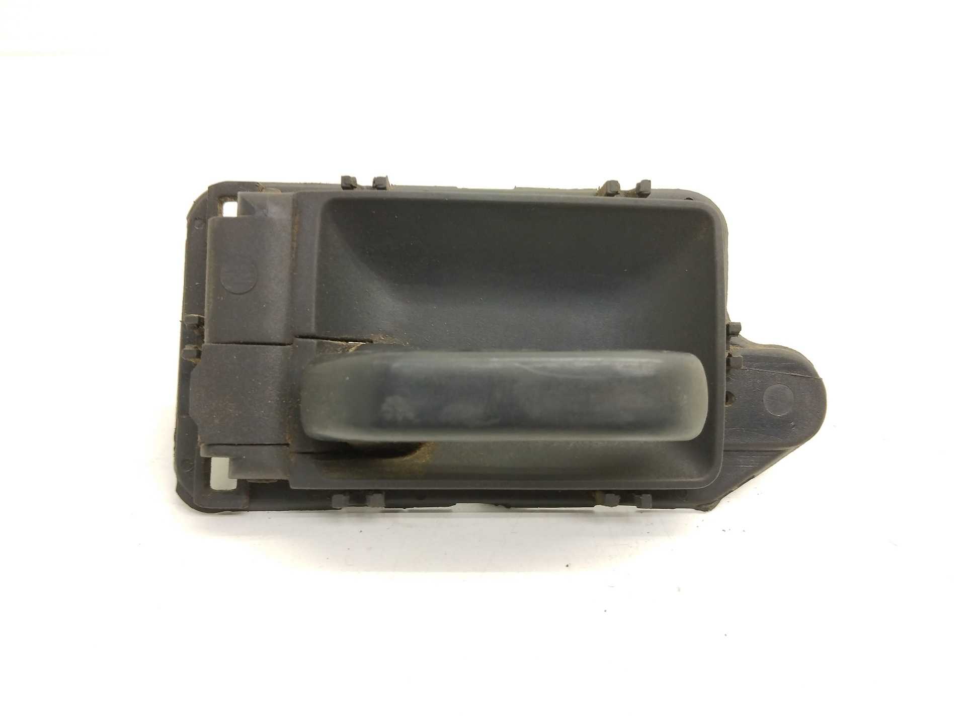 Recambio de maneta interior trasera izquierda para peugeot 205 berlina 1.8 d mito referencia OEM IAM  914358 