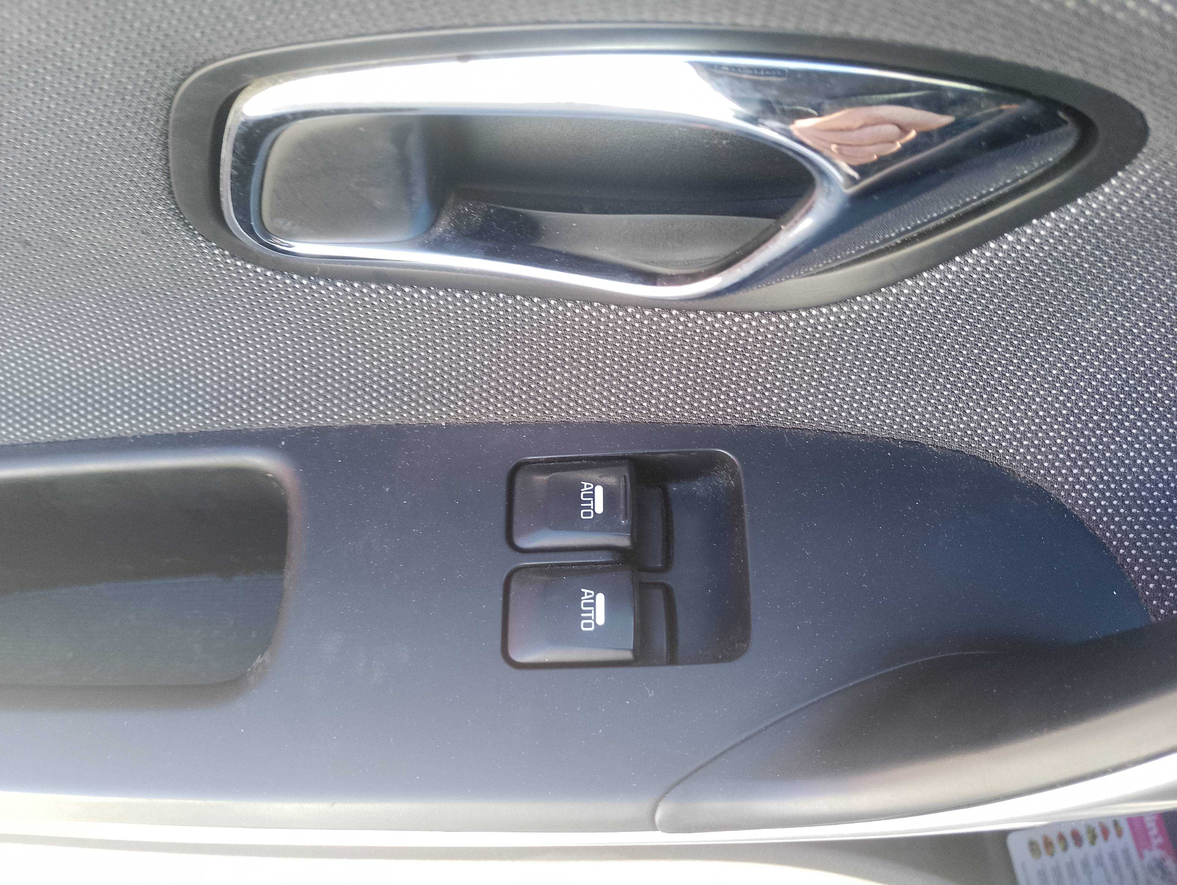 Recambio de mando elevalunas delantero izquierdo para kia cee´d business referencia OEM IAM   