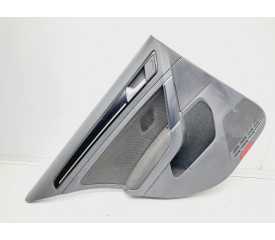 GUARNECIDO PUERTA TRASERA IZQUIERDA 5G6867211GQ 5G4868073C 