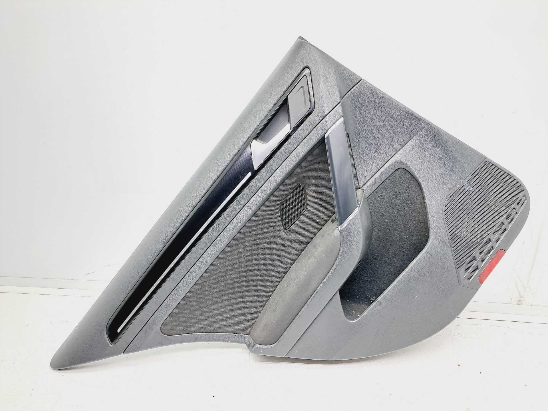 Recambio de guarnecido puerta trasera izquierda para volkswagen golf vii lim. 2.0 tsi referencia OEM IAM 5G6867211GQ 5G4868073C 