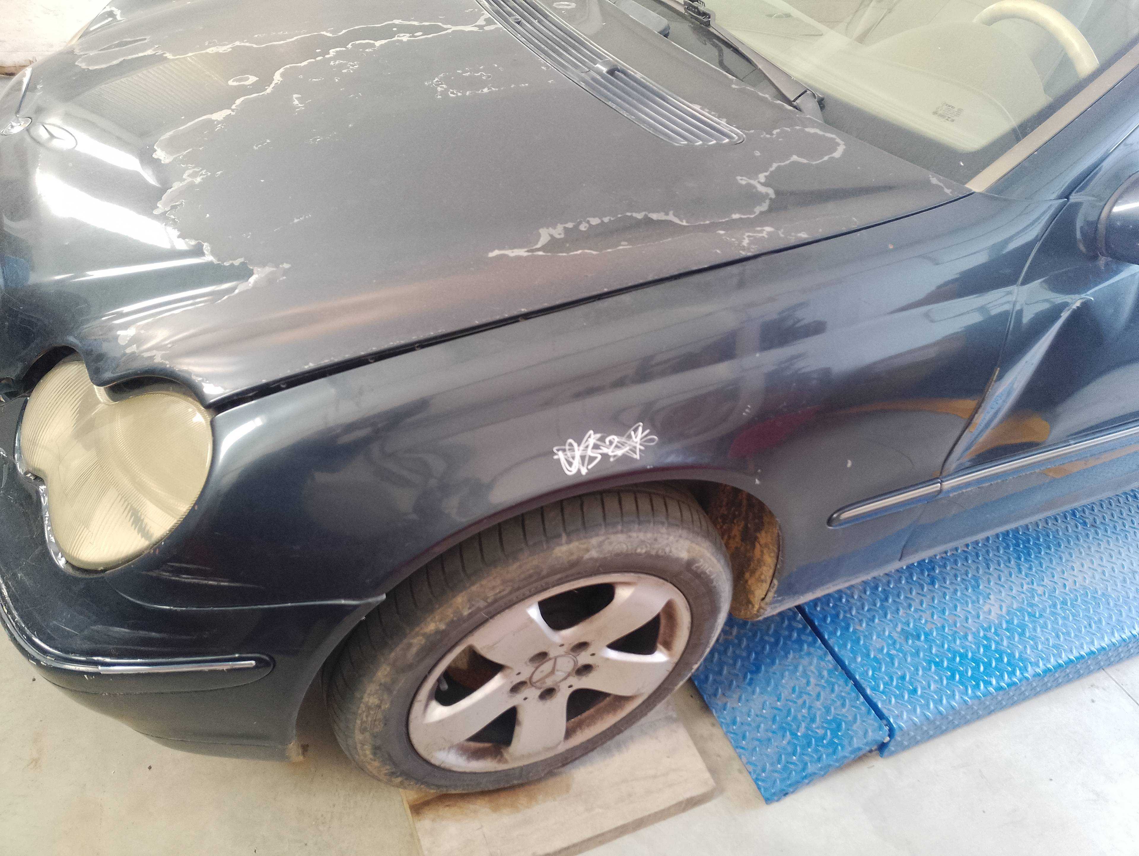 Recambio de aleta delantera izquierda para mercedes-benz clase c (w203) berlina 200 cdi (203.004) referencia OEM IAM   