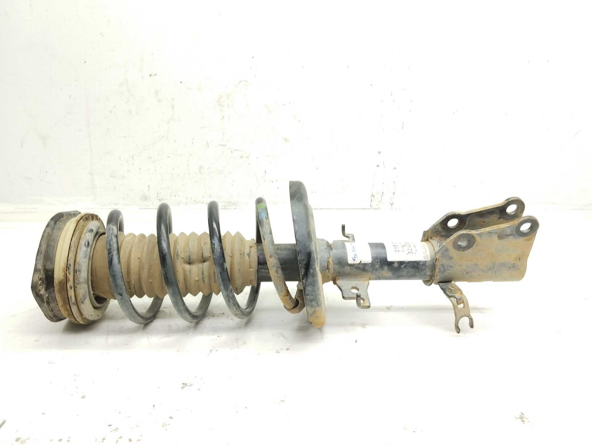 Recambio de amortiguador delantero izquierdo para renault kangoo dynamique acción especial referencia OEM IAM 824902008286  