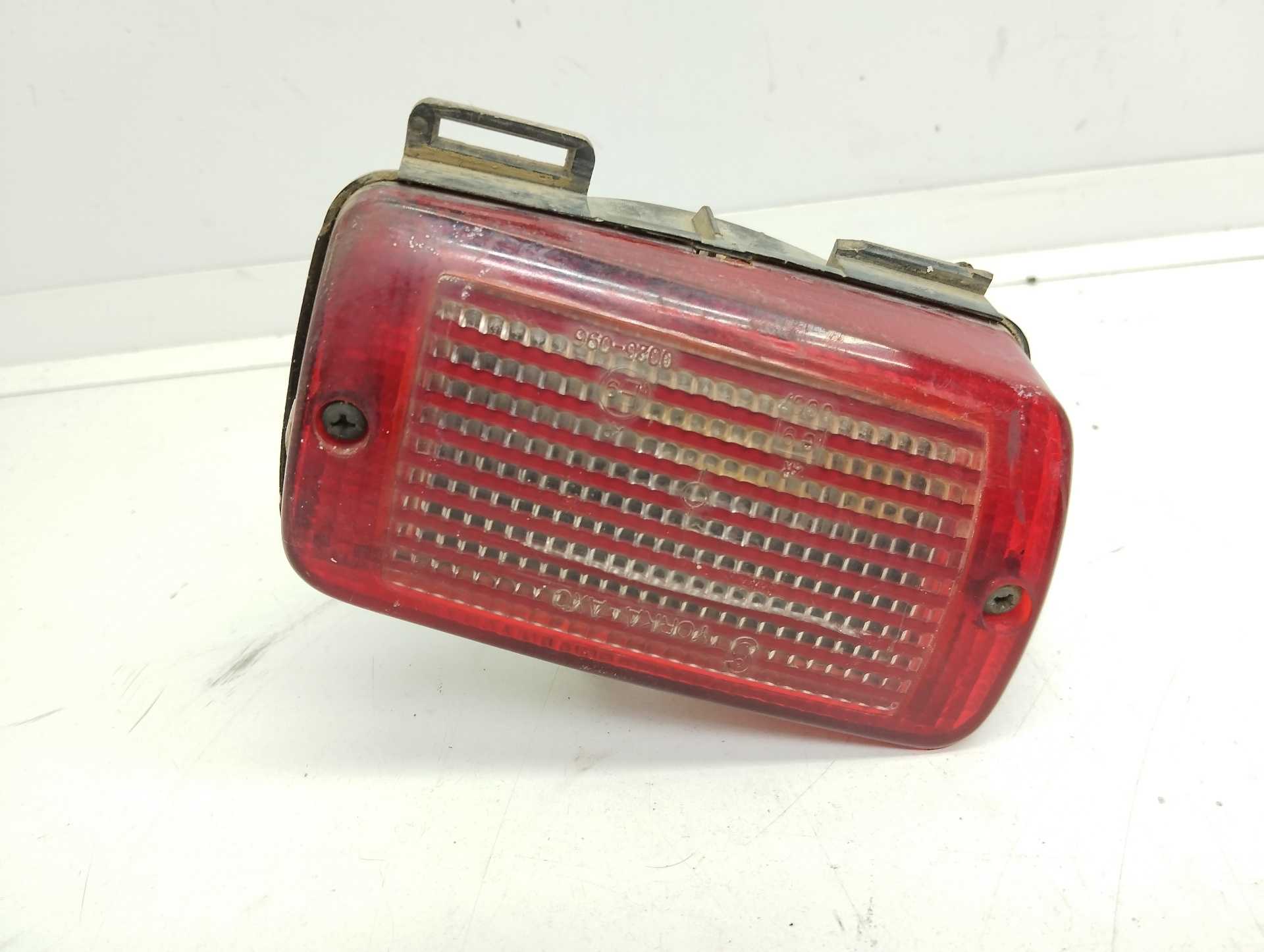 Recambio de piloto marcha atras para peugeot 205 berlina 1.8 d mito referencia OEM IAM   