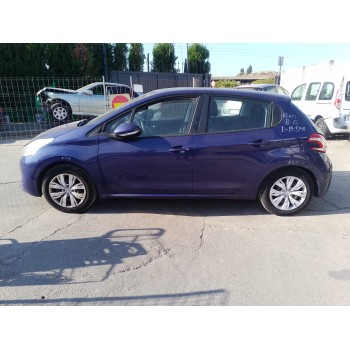 peugeot 208 del año 2012