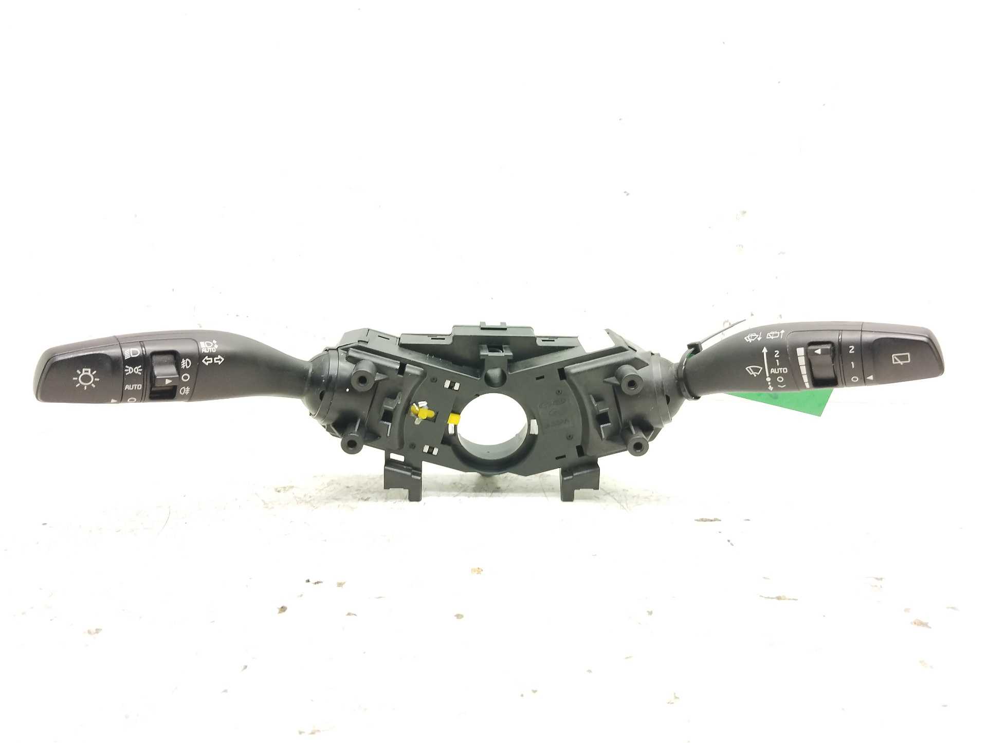 Recambio de mando luces para kia xceed drive referencia OEM IAM 93404J7960  