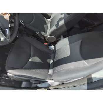 ASIENTO DELANTERO IZQUIERDO 