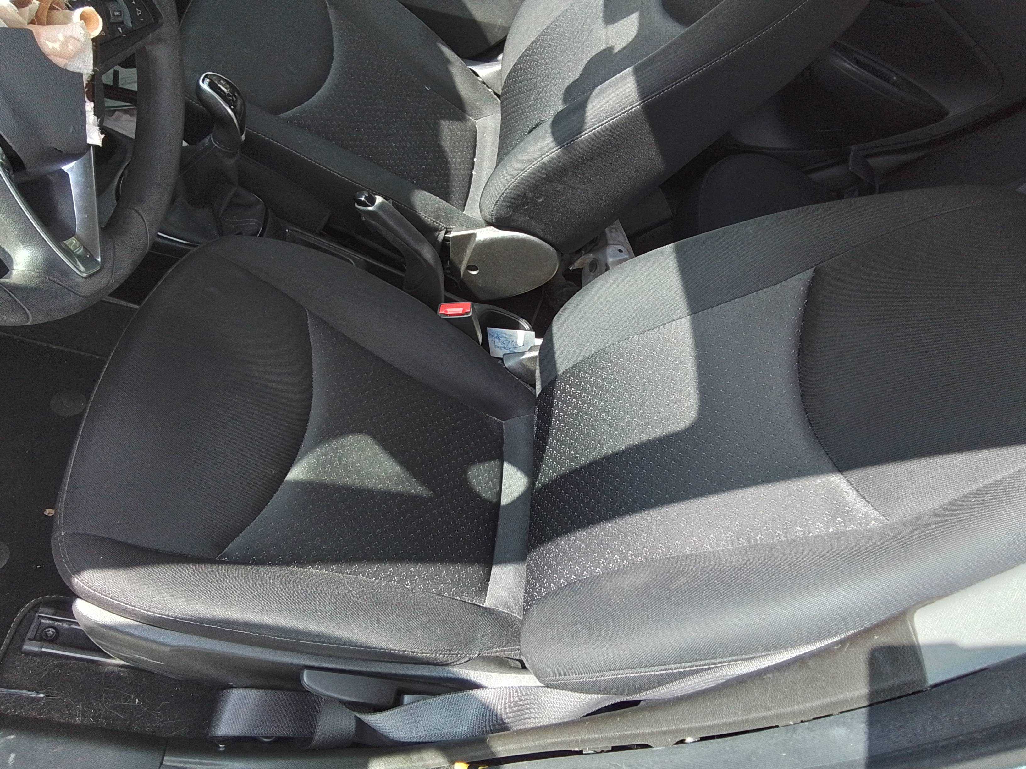 Recambio de asiento delantero izquierdo para opel karl edition referencia OEM IAM   