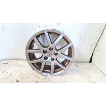 Recambio de llanta para toyota corolla verso 2.0 d-4d referencia OEM IAM r17  