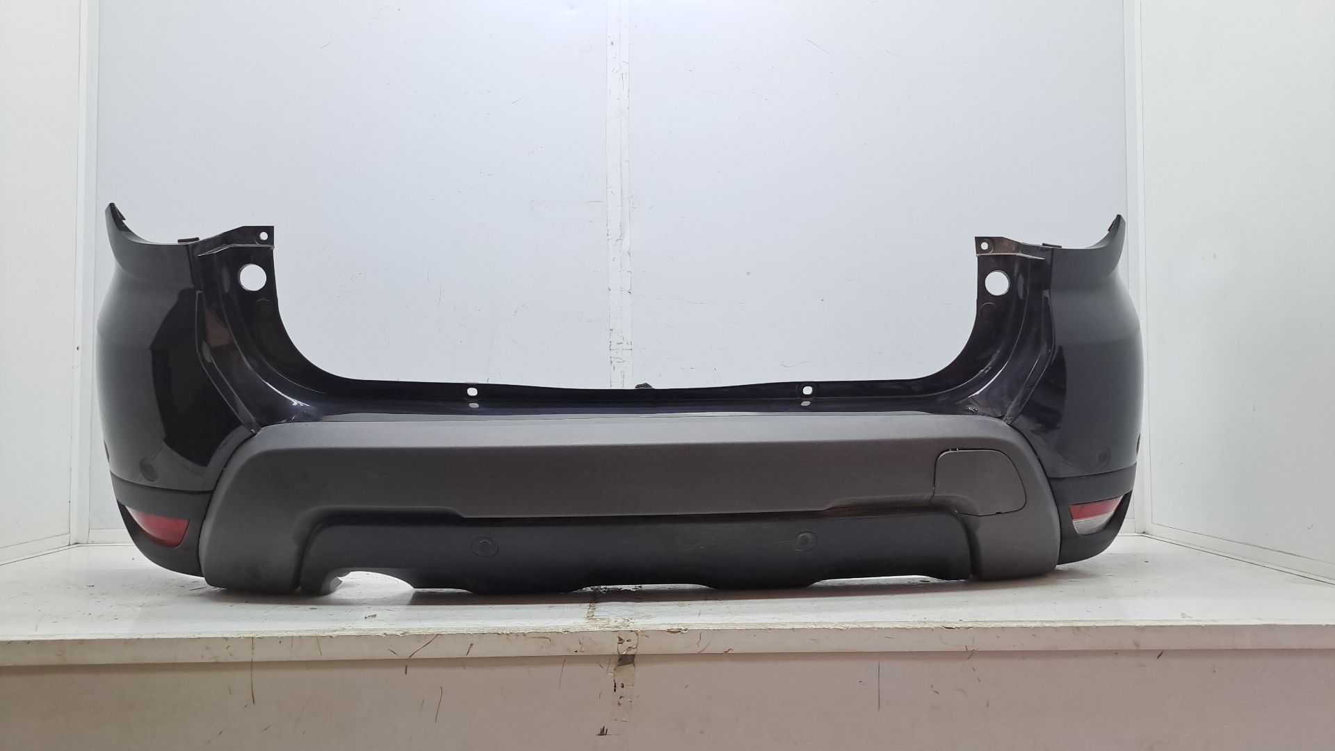 Recambio de paragolpes trasero para dacia duster ii comfort referencia OEM IAM 511652463r  