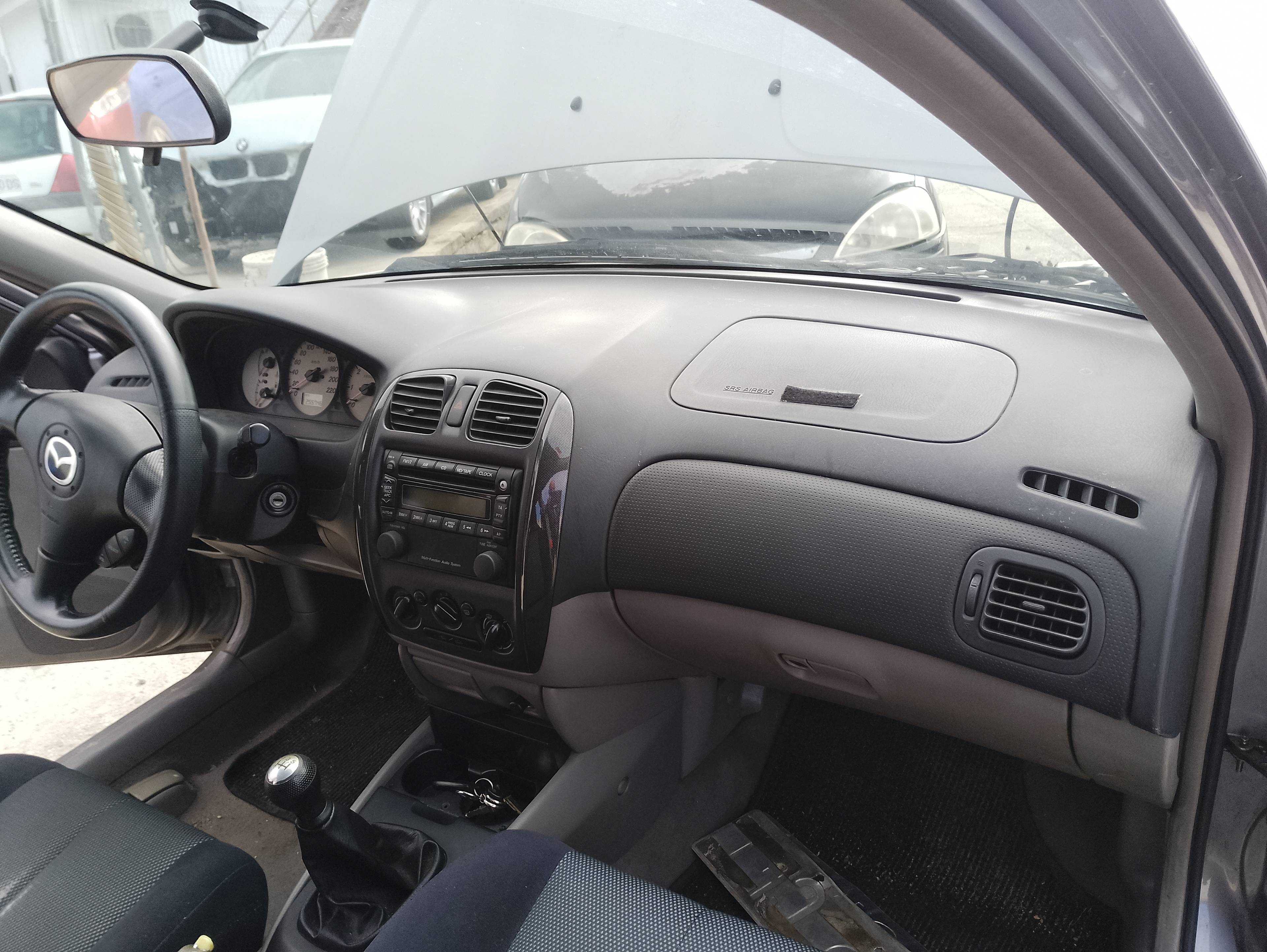 Recambio de salpicadero para mazda 323 berl. f/s (bj) 2.0 d s exclusive referencia OEM IAM   