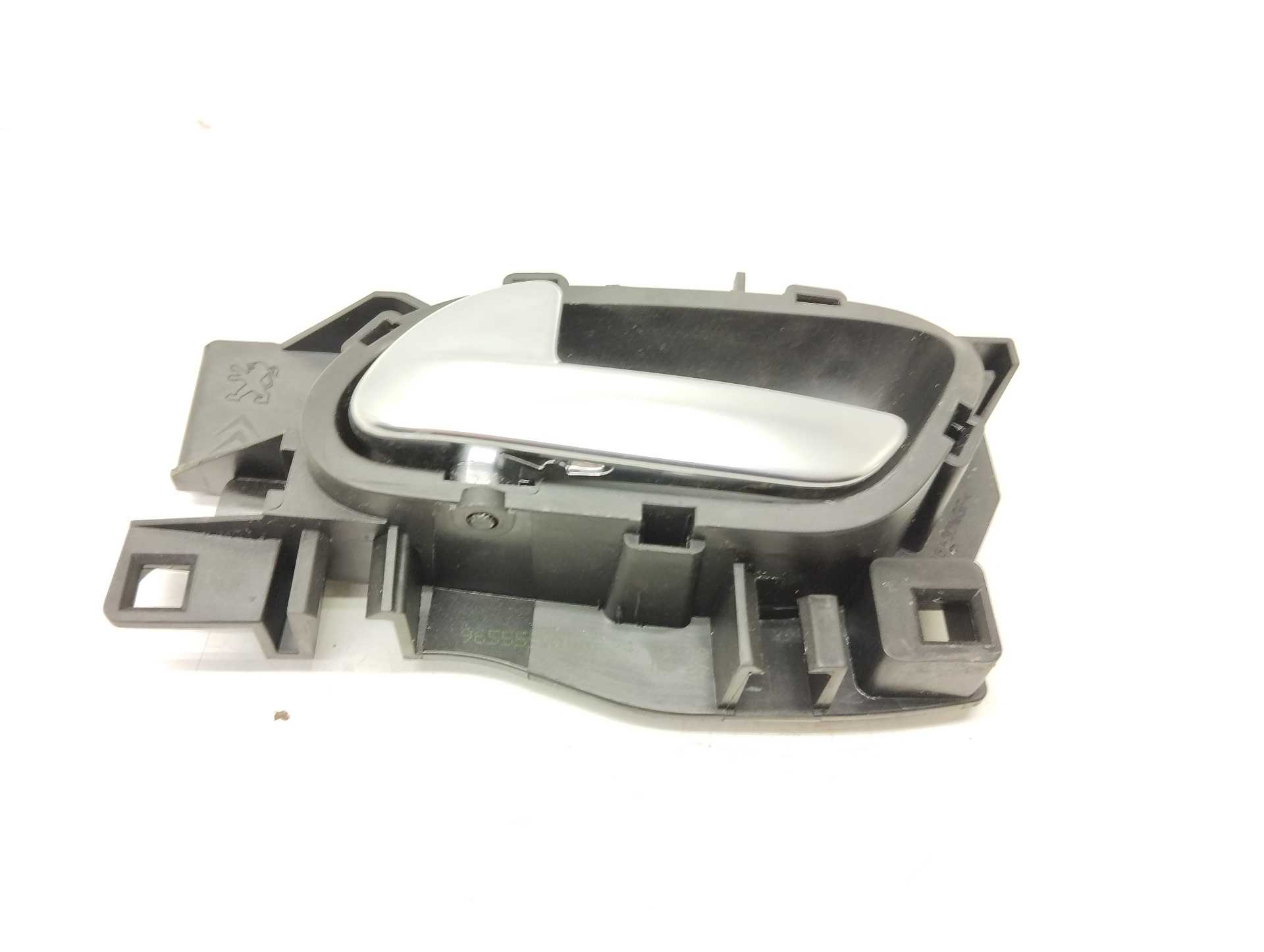 Recambio de maneta interior delantera izquierda para peugeot 208 1.2 12v e-vti referencia OEM IAM 96555518VV  