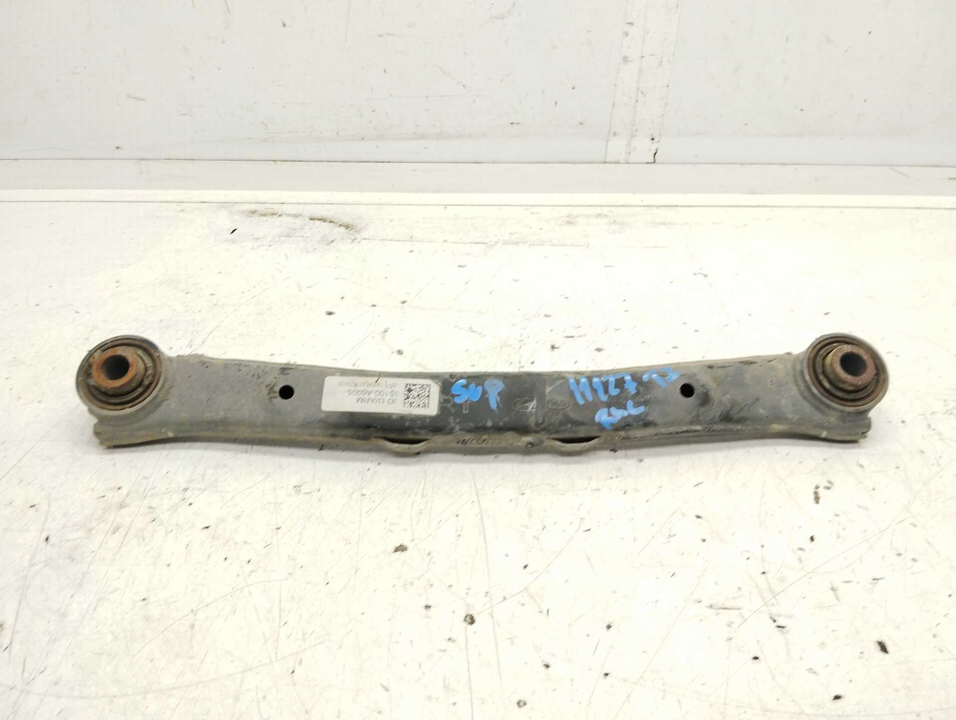Recambio de brazo suspension superior trasero izquierdo para kia cee´d business referencia OEM IAM 55100A6005  