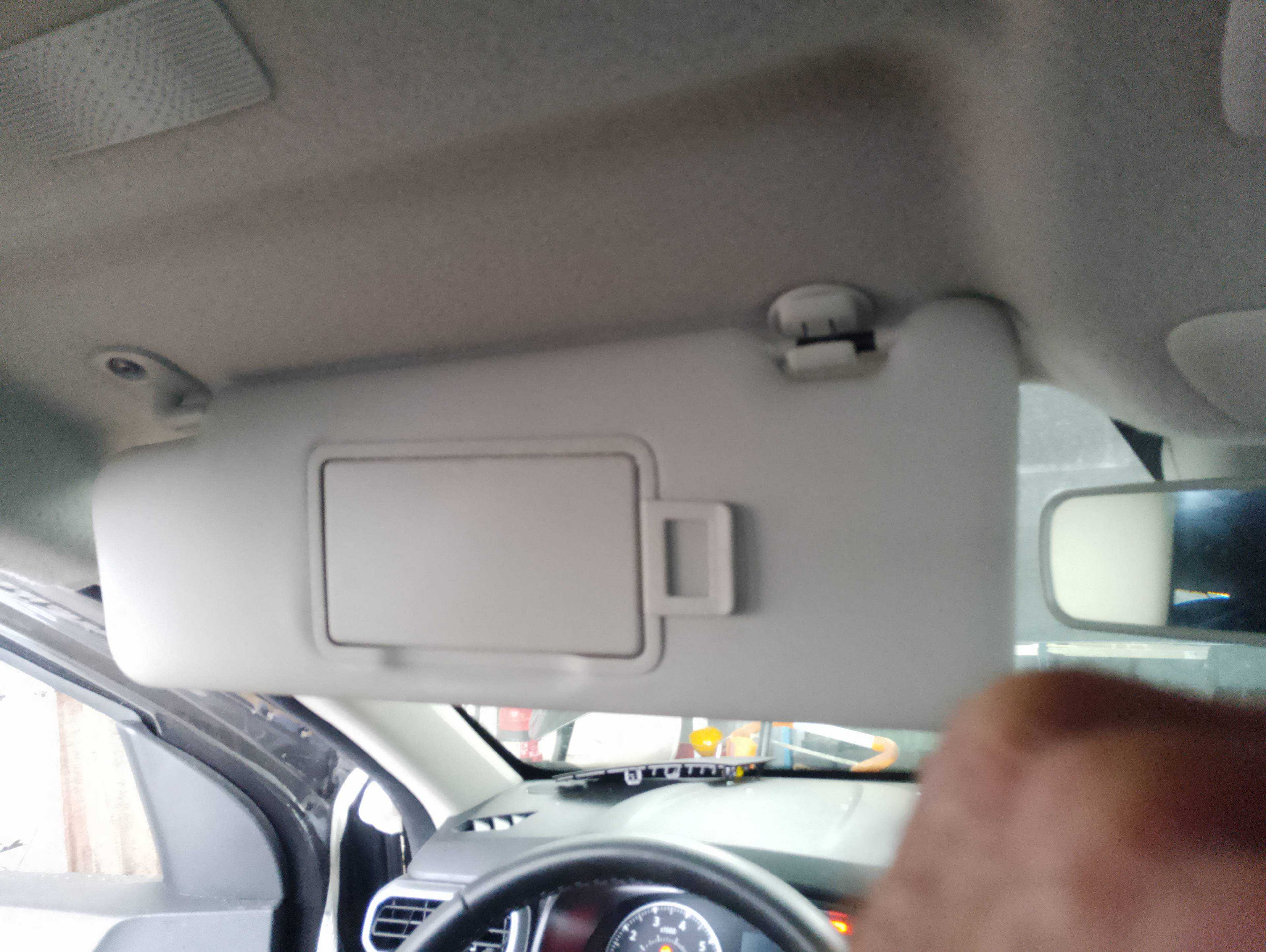 Recambio de parasol izquierdo para dacia duster ii comfort referencia OEM IAM   
