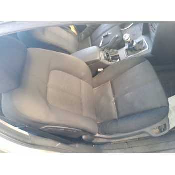 ASIENTO DELANTERO DERECHO 